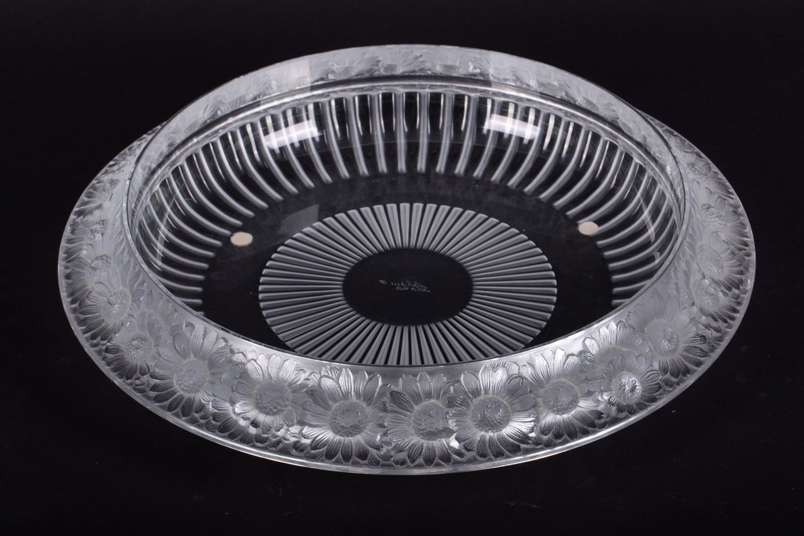 Lalique Marguerites Bowl (1 of 4)