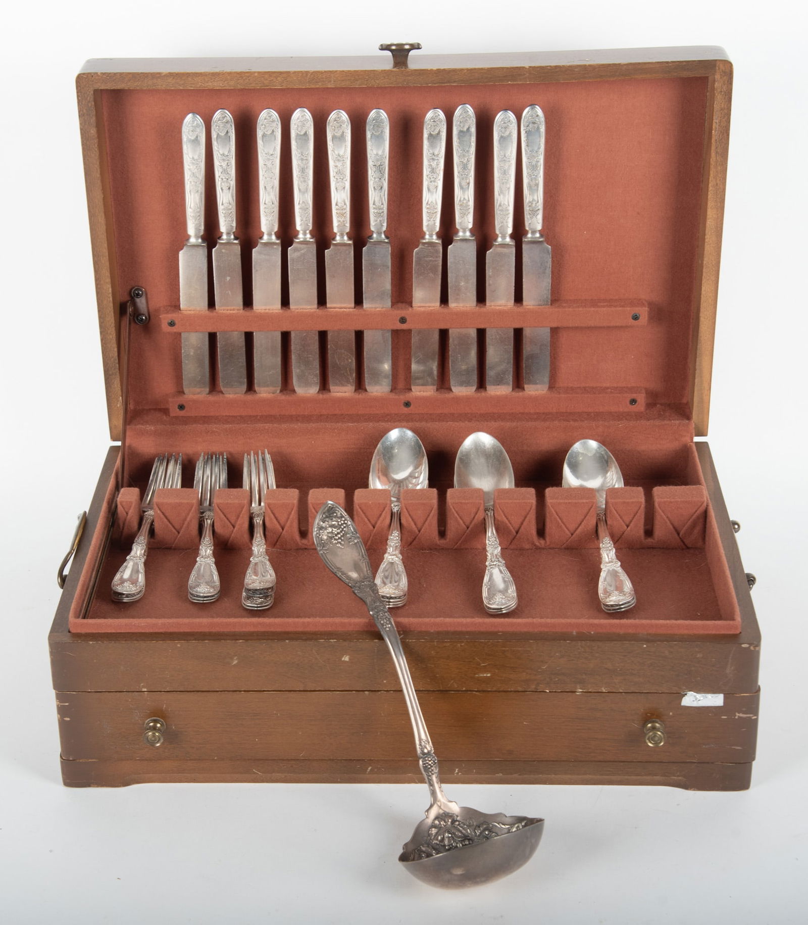 A 1881 Rogers Lavigne Grape Pattern Plated Silver Service for 10: A 1881 Rogers Lavigne Grape Pattern Plated Silver Service for 10 With Jan.14,08 patent date, the flatware in one of the most desirable of the plated silver services by Rogers. The Lavigne set