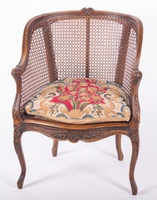Antique French Louis XV Design Bergere