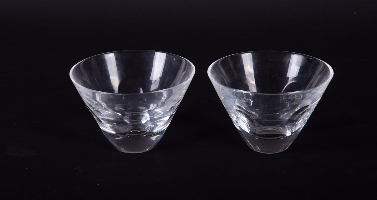 Pair of Steuben Verve Pattern Stemless Martini Glasses (1 of 3)
