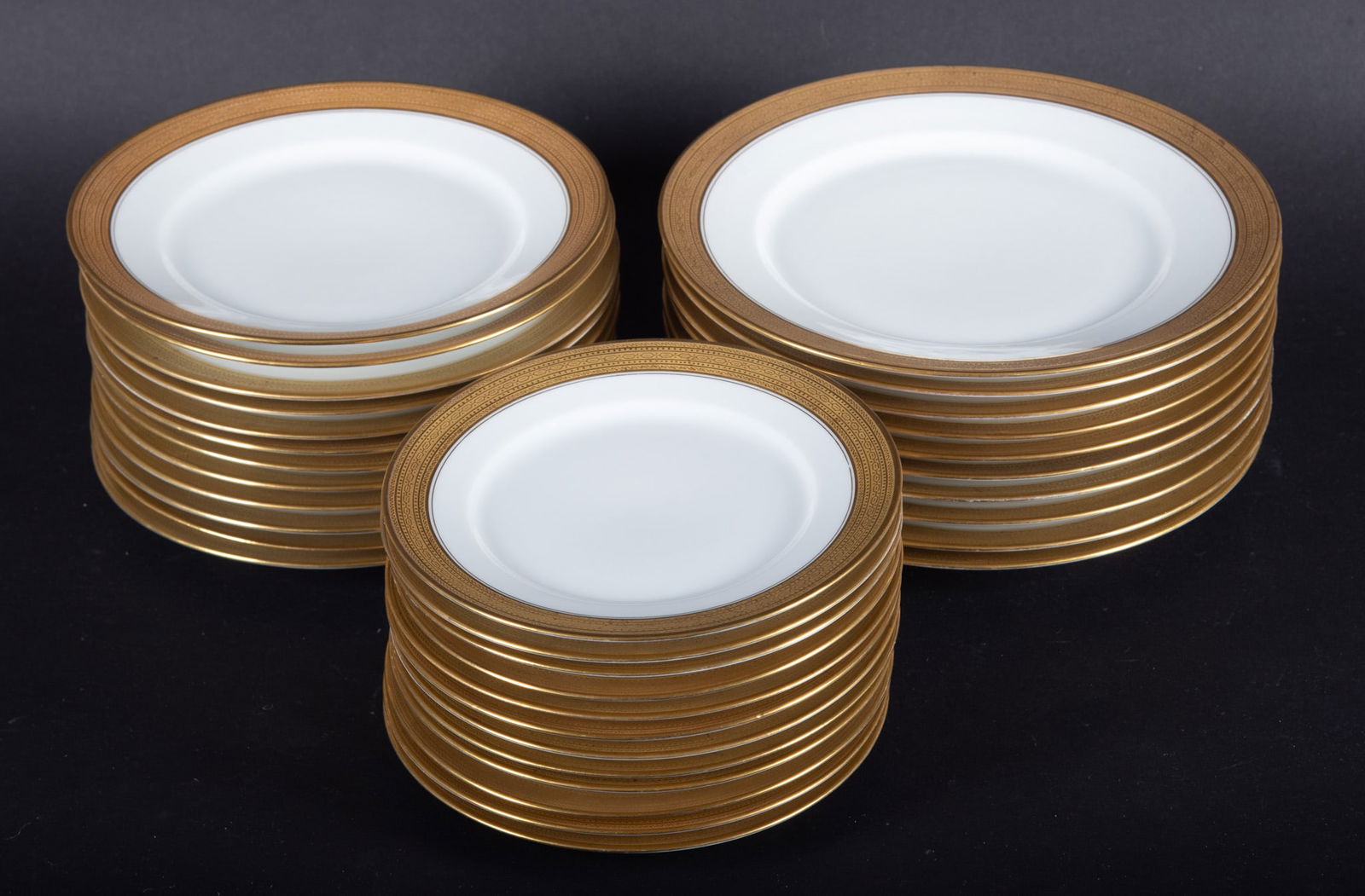 Limoges Gold Band Dinner Plates (1 of 3)