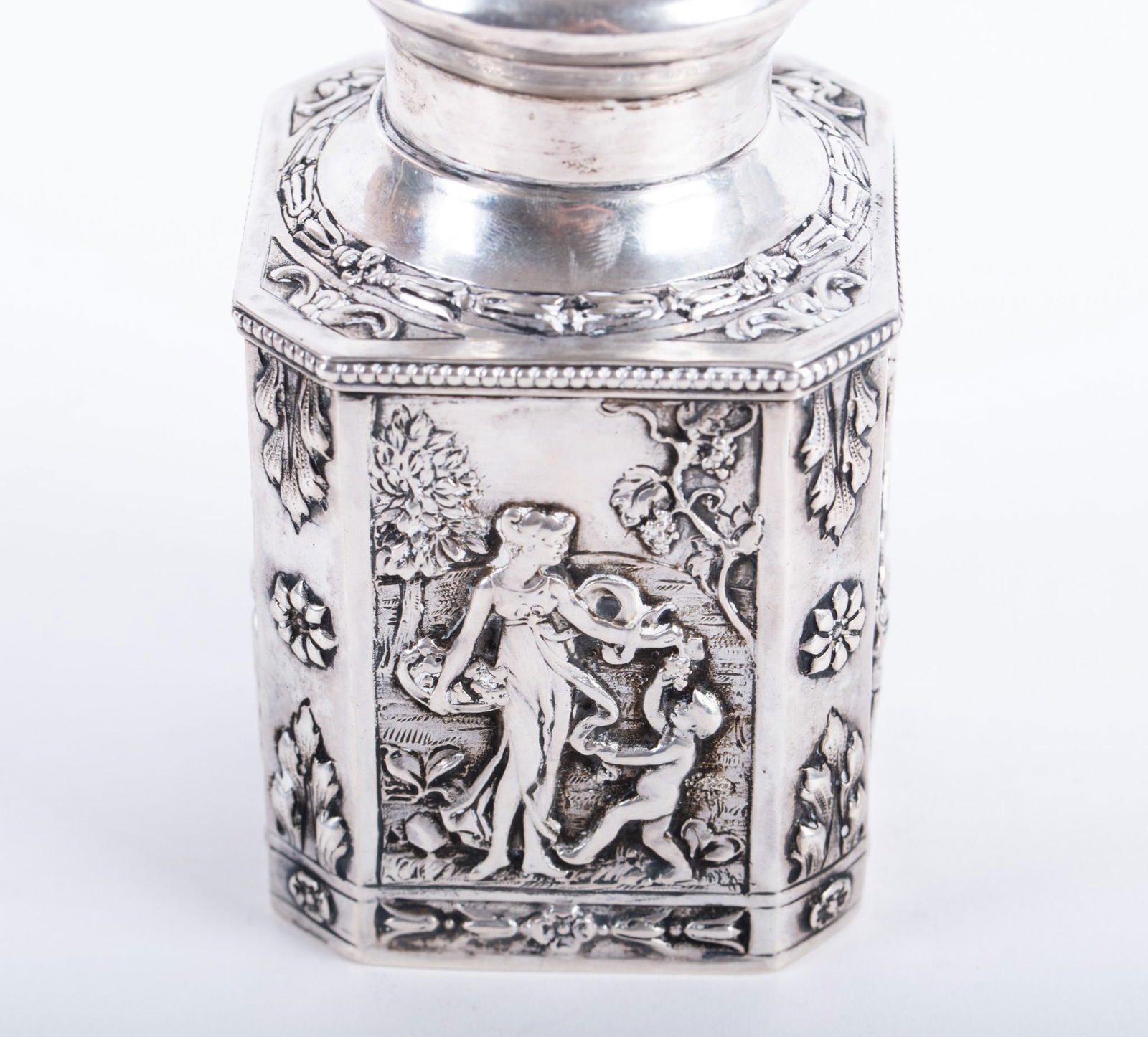 Hanau Silver Tea Caddy - 4