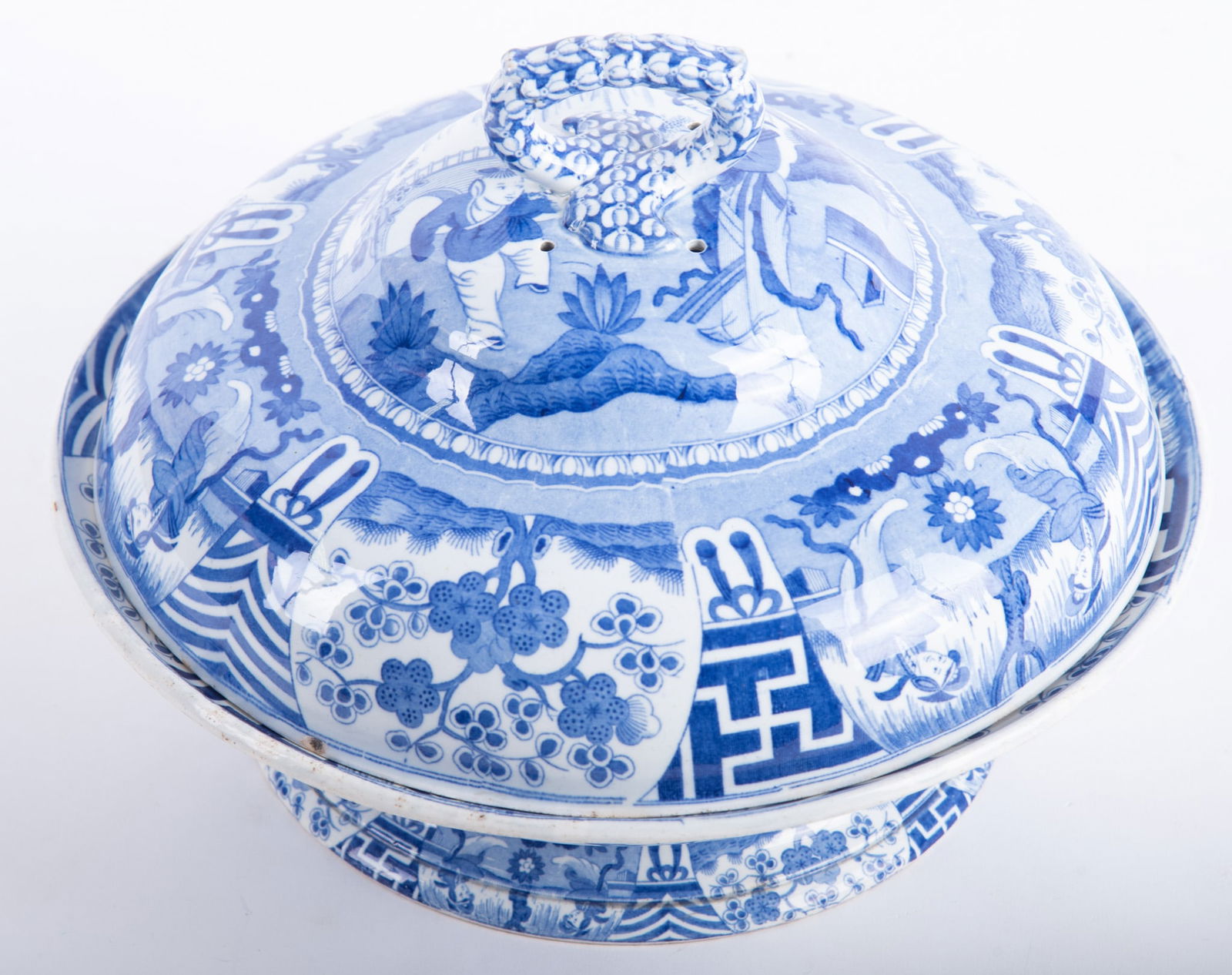 An Antique Spode Blue and White Covered Chinoiserie Dish, "Lange Lijsen" (1 of 5)