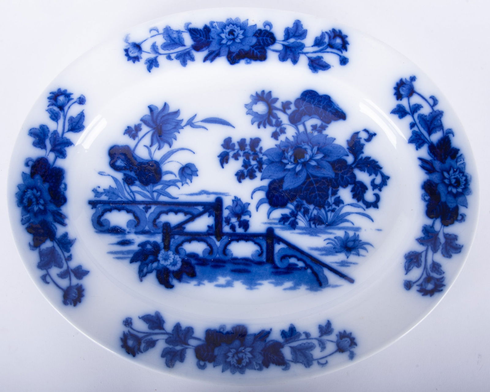 An Antique Flow Blue Serving Platter, Yedo by Ashworth Brothers (1 of 3)