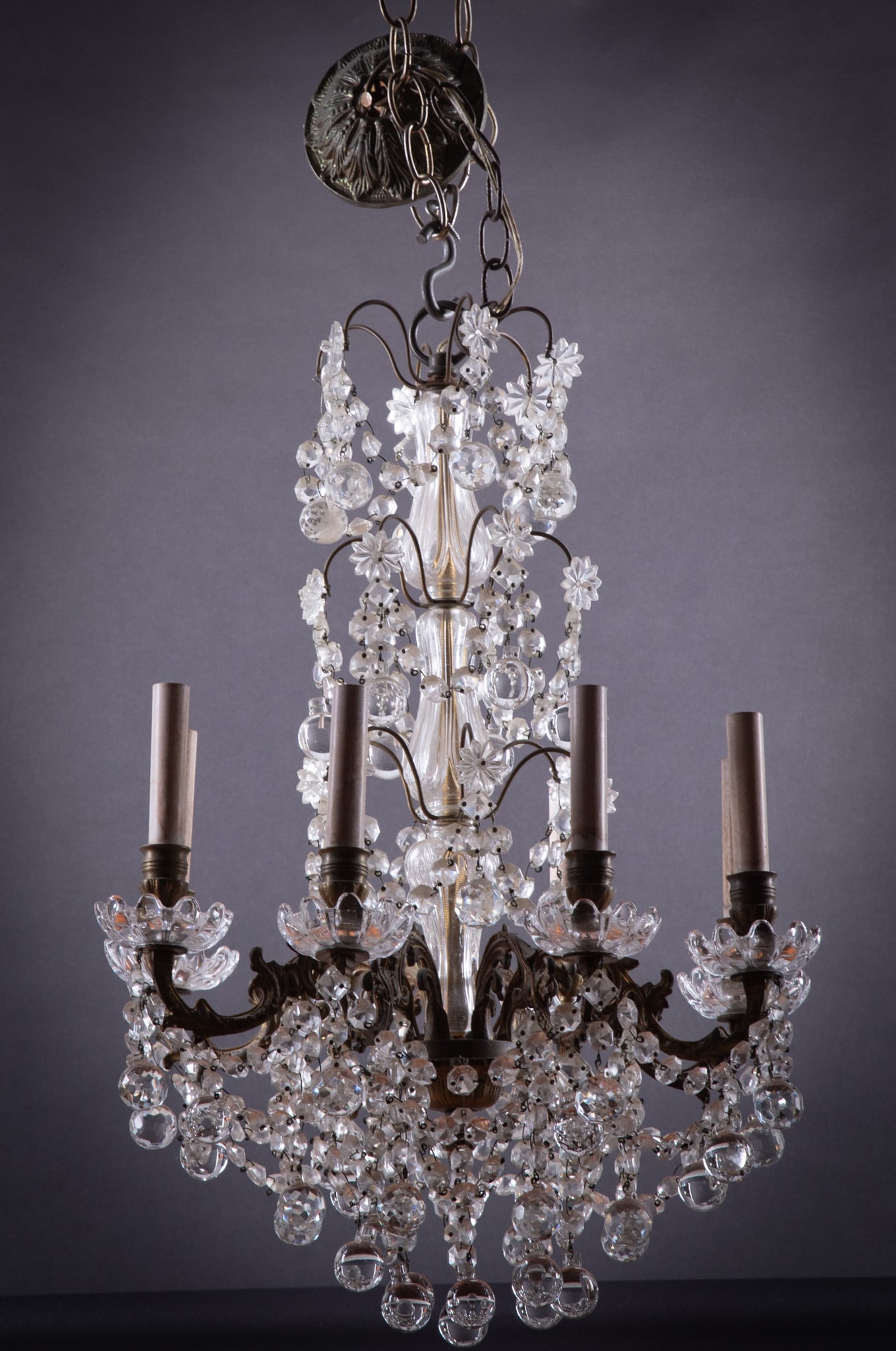 A Fine Crystal and Brass Eight-Arm Chandelier (1 of 3)