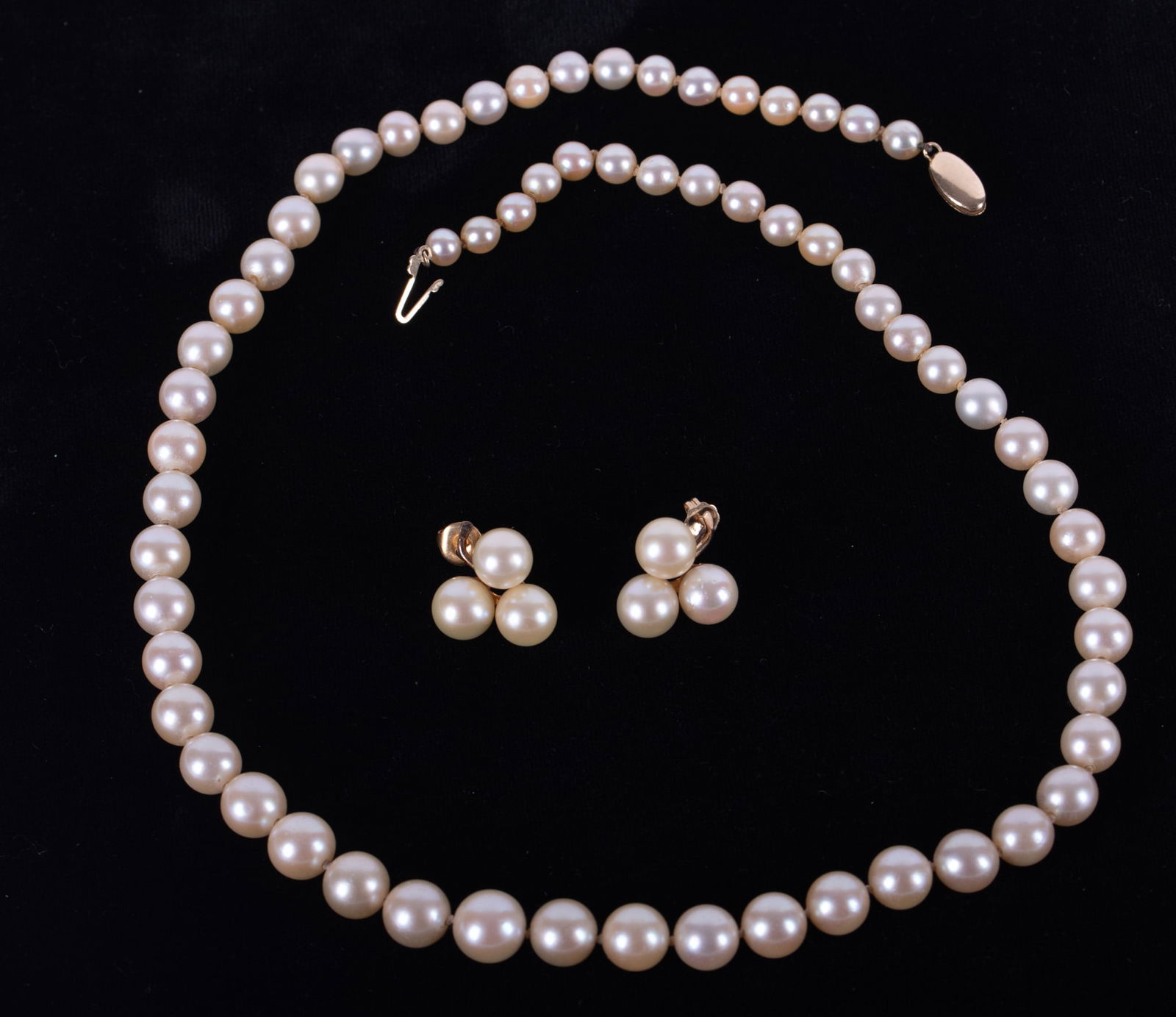 Cultured Pearl Necklace and Earring Set (1 of 2)