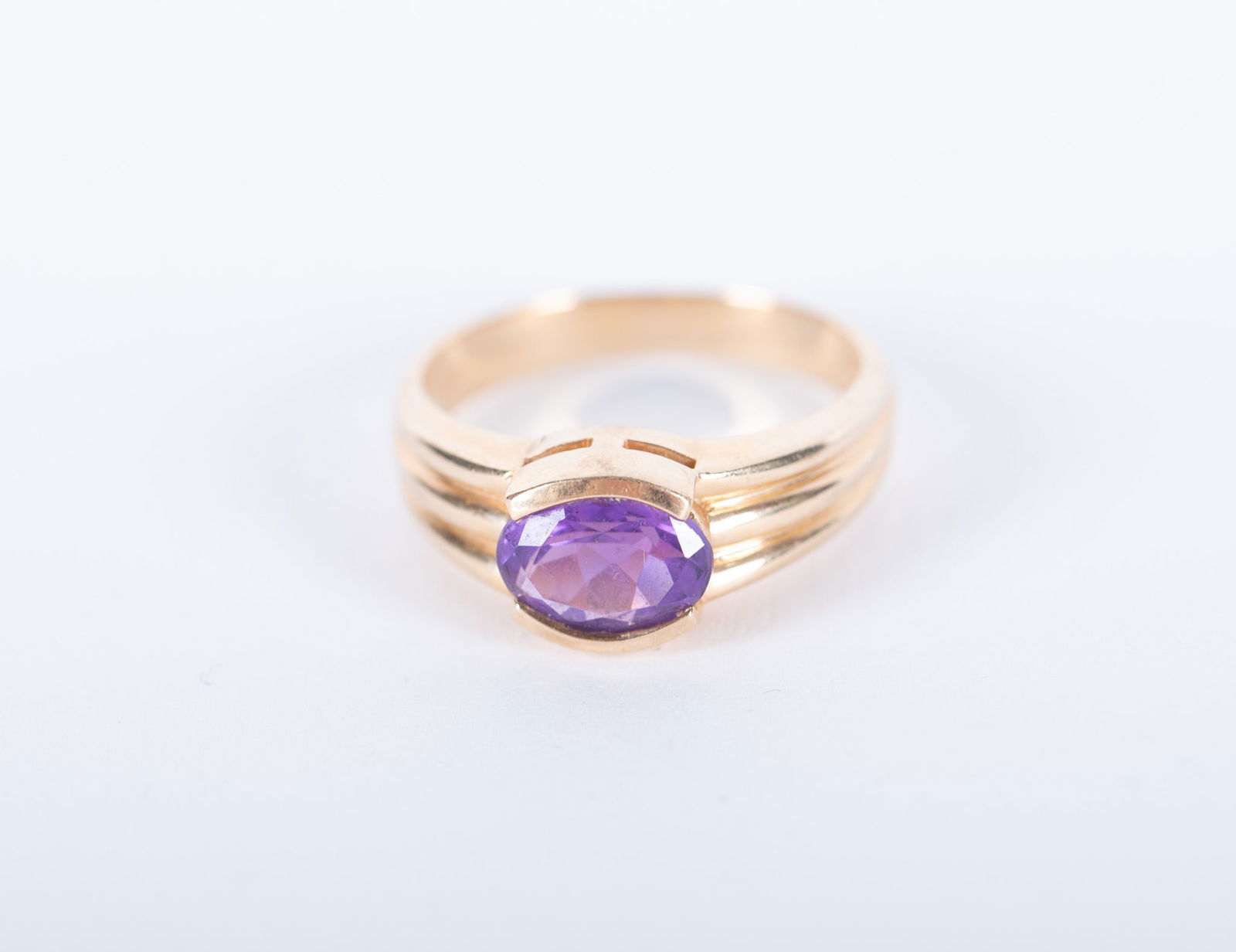 14K Yellow Gold Ring set with an Amethyst (1 of 3)