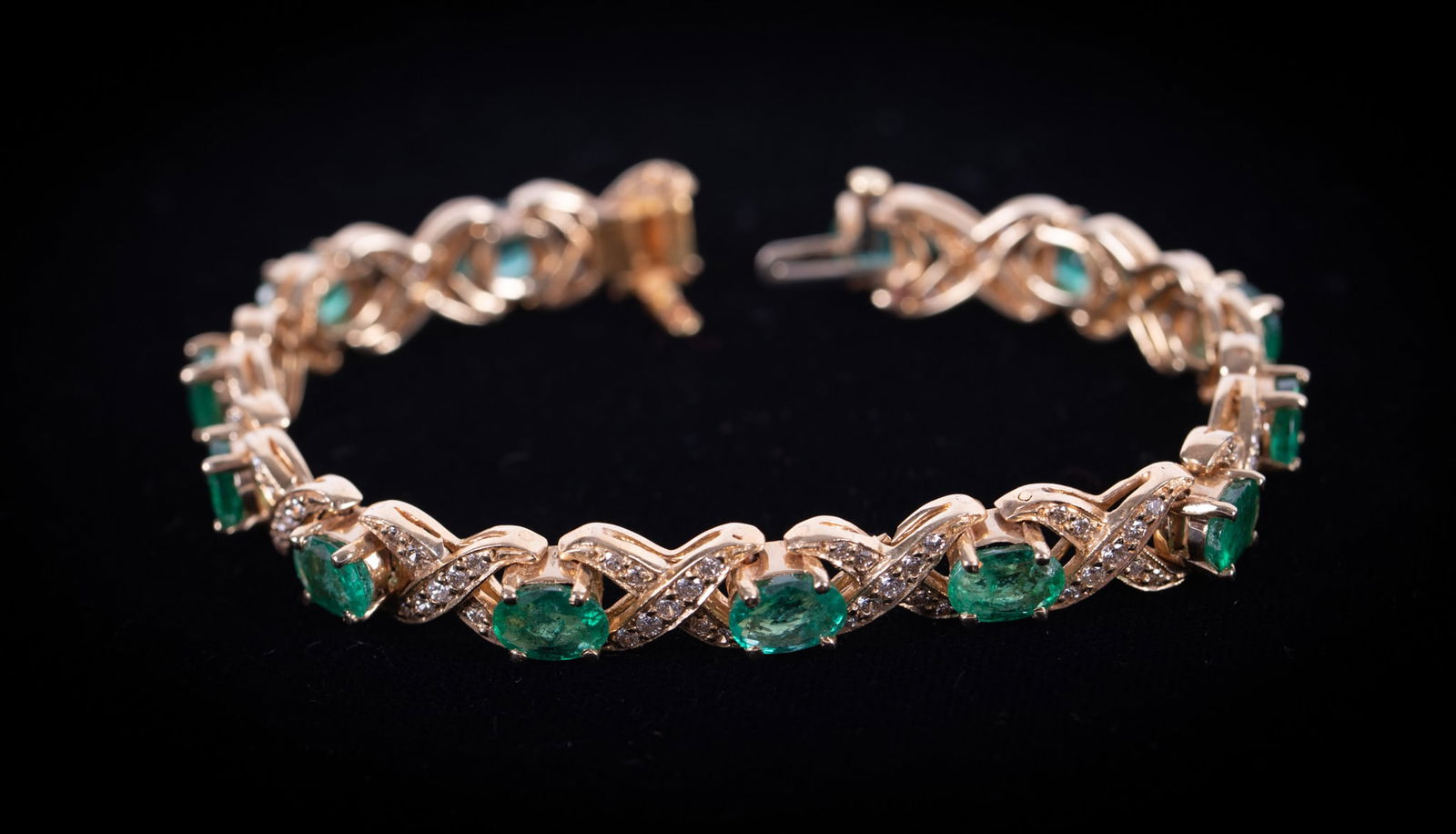 Dazzling Emerald & Diamond Bracelet set in 14K Yellow Gold (1 of 3)