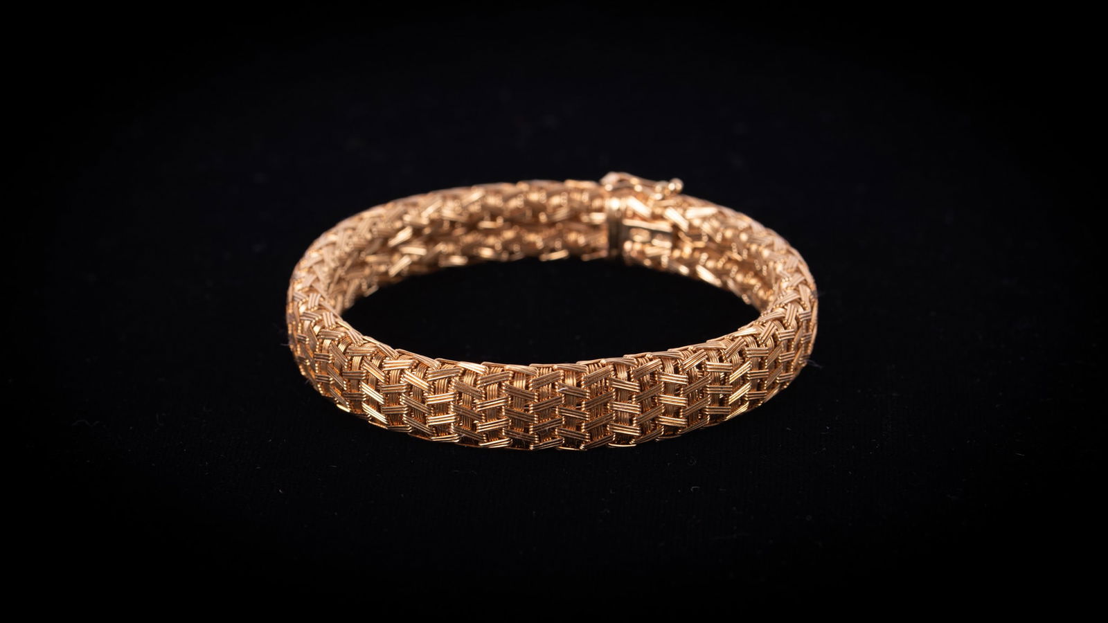 18K Yellow Gold Italian Mesh Bracelet (1 of 3)