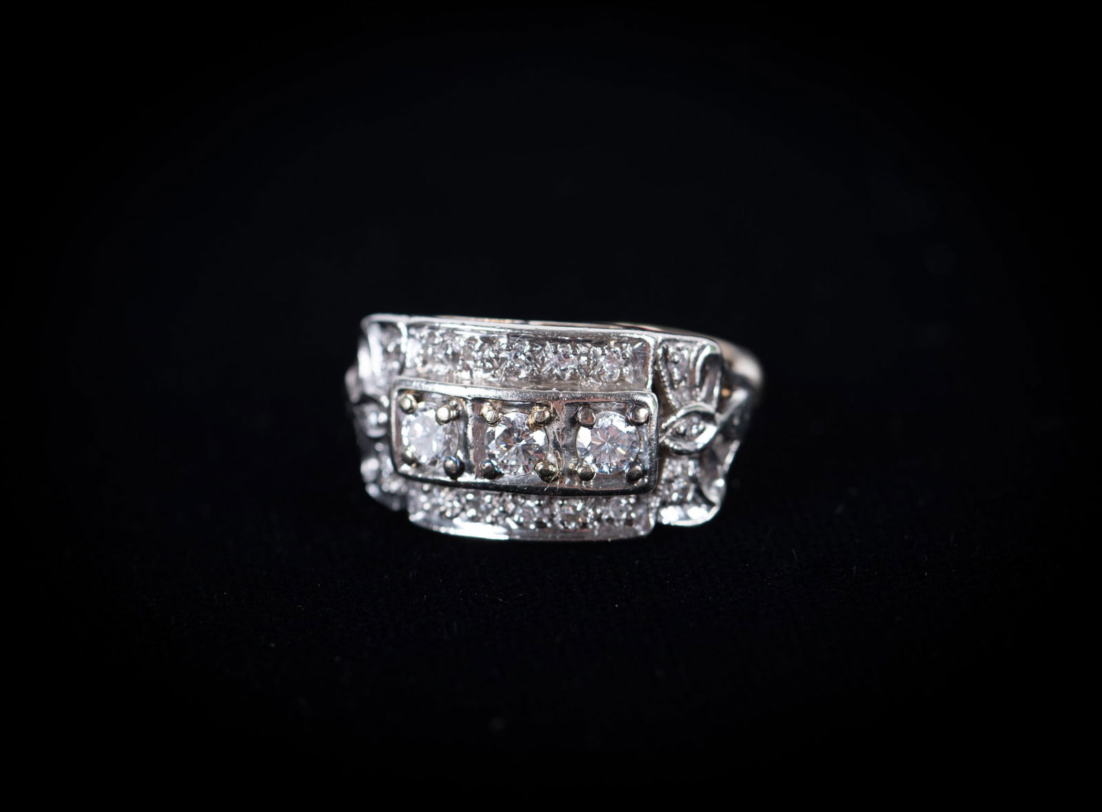 Vintage Diamond Ring in 14K Gold (1 of 2)