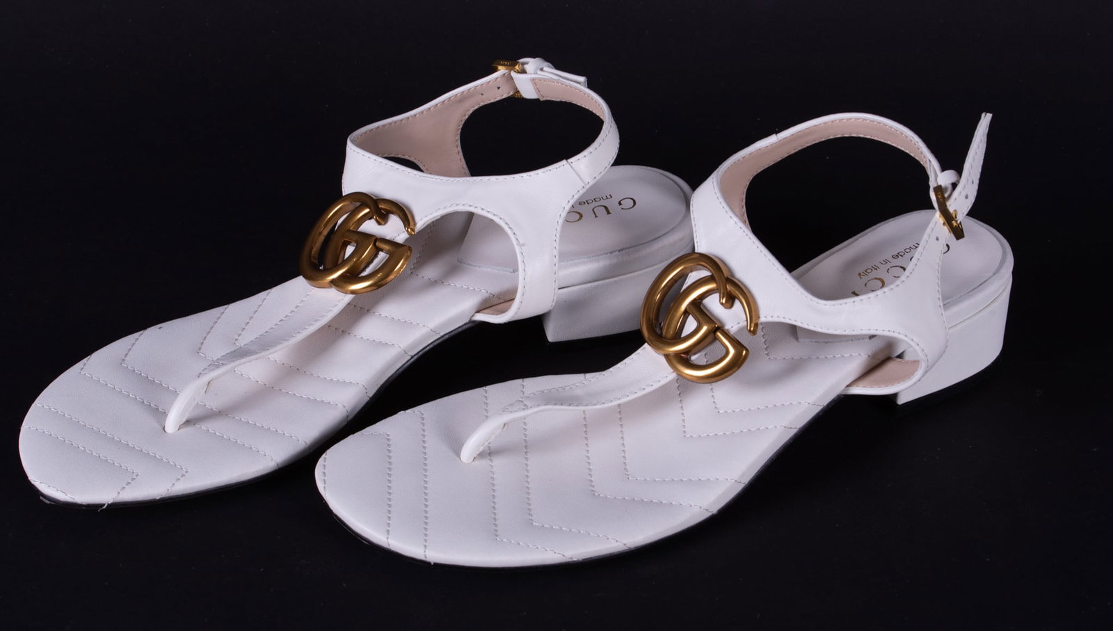 Gucci GG Marmont Mystic White Leather Sandal Thongs: Gucci GG Marmont Mystic White Leather Sandal ThongsMaflase Chevron white leather; size 38, never worn