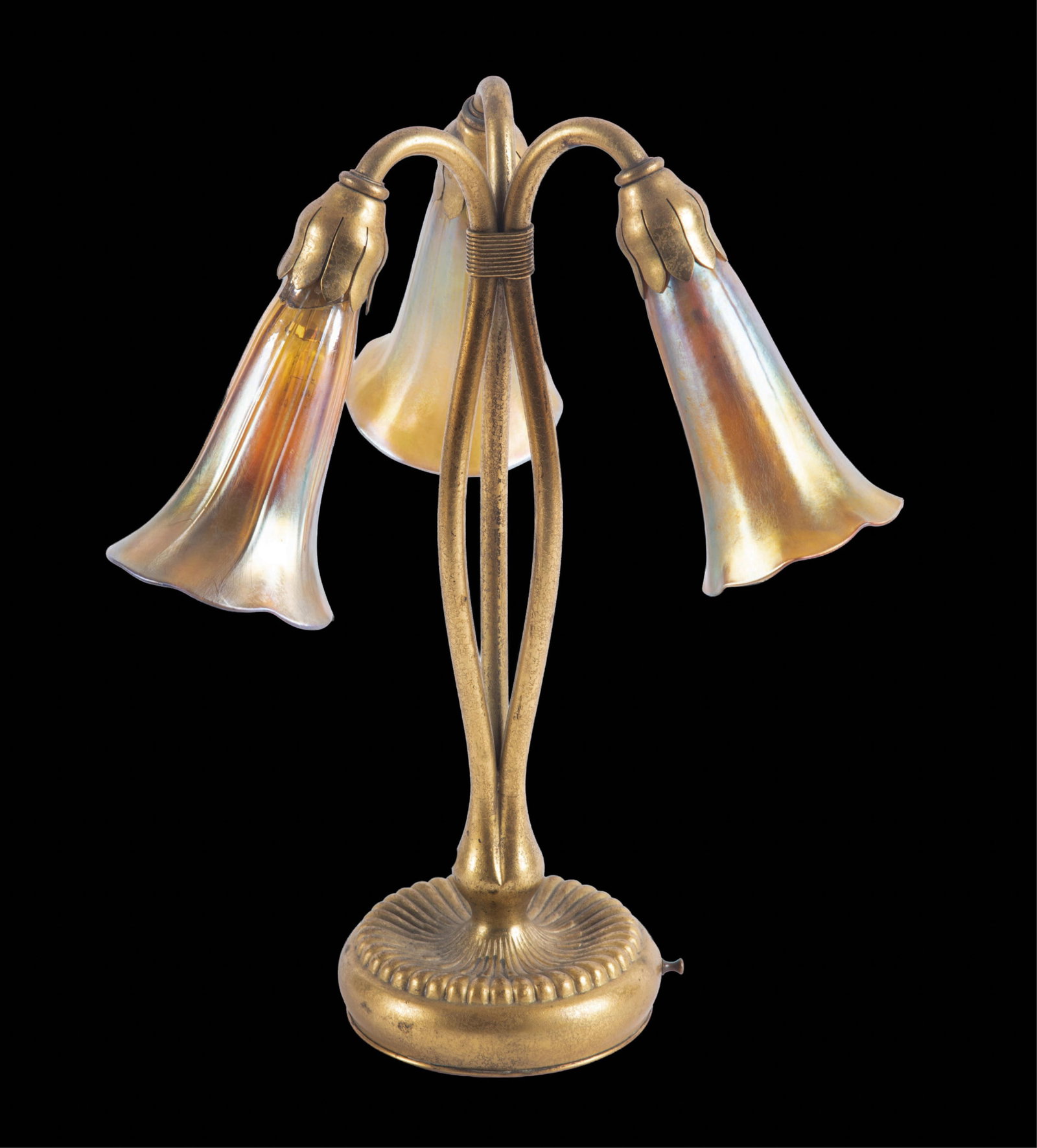 A Tiffany Studios 3-Arm Lily Desk Lamp, #319 (1 of 7)