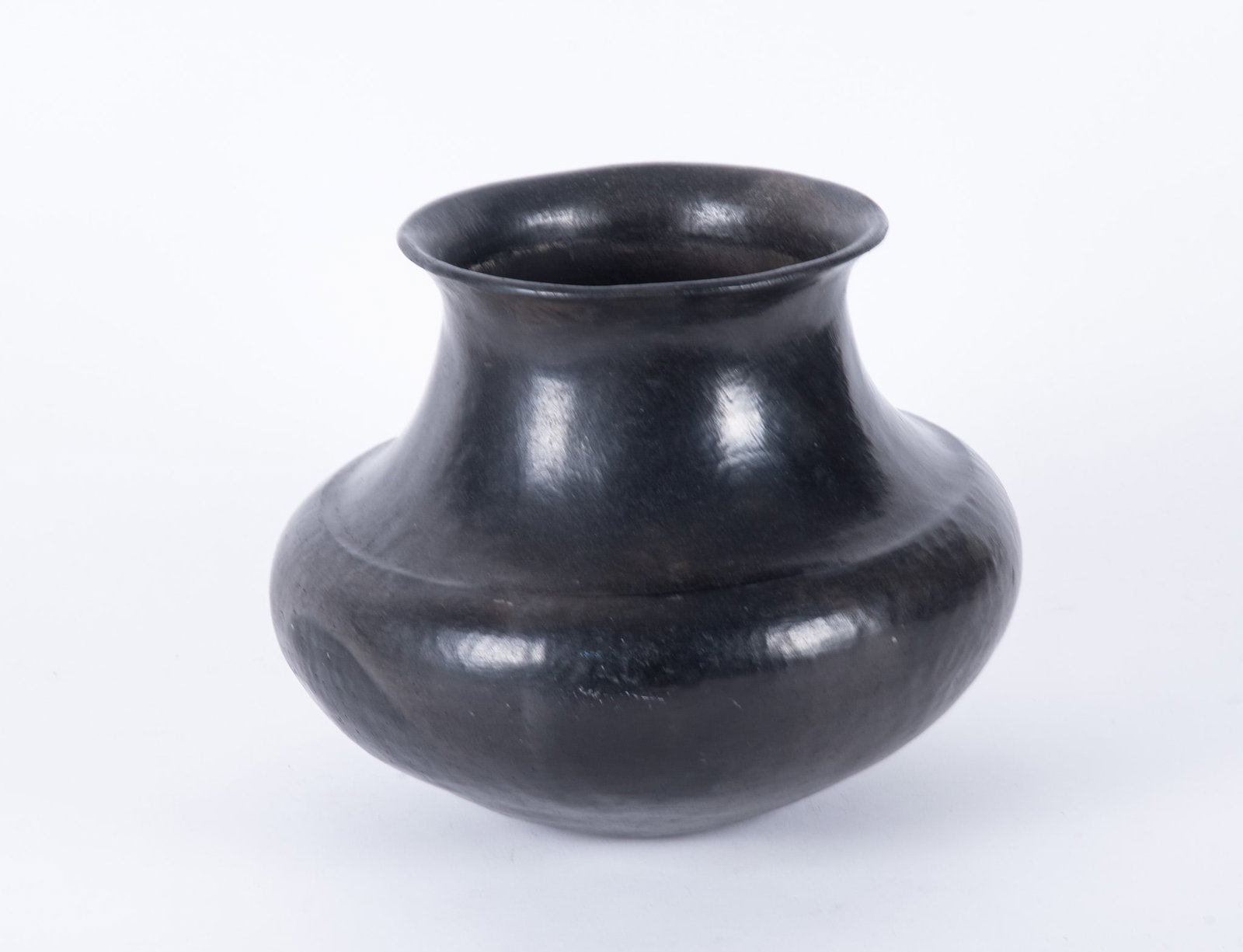 A Large Santa Clara Blackware Pottery Storage Jar (1 of 3)