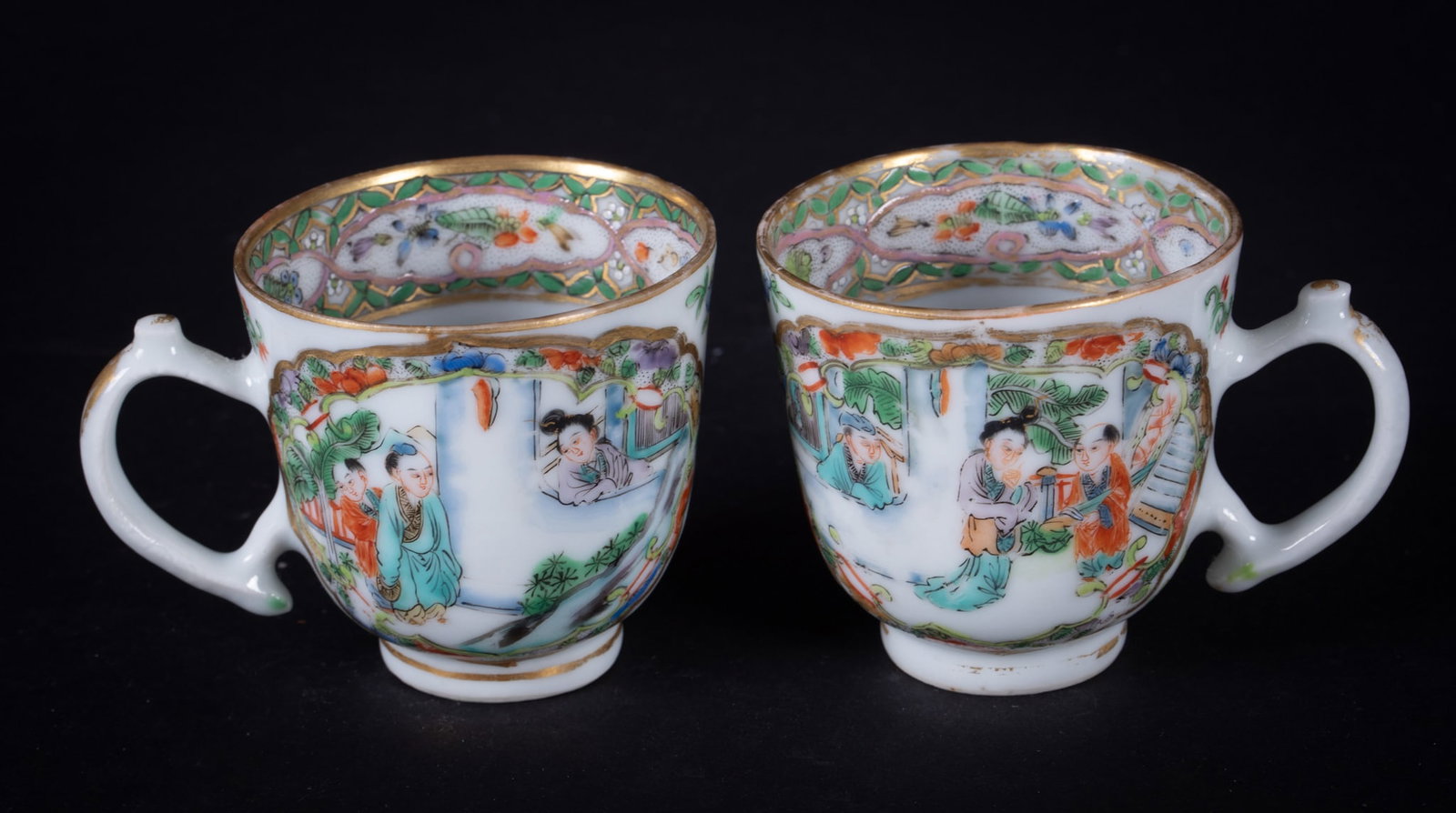 A Fine and Early Pair of Chinese Rose Mandarin Cups (1 of 4)