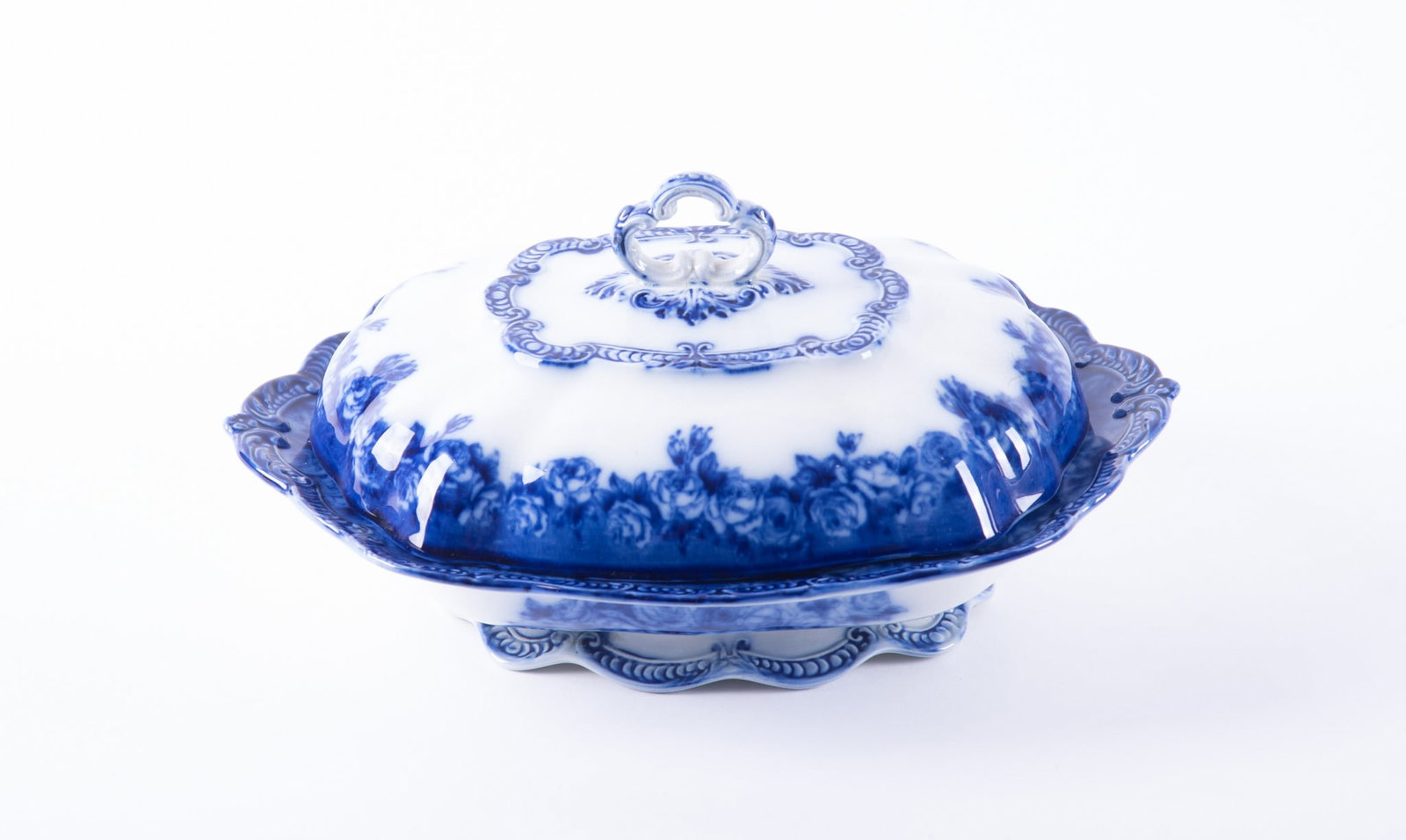 A Flow Blue Covered Serving Dish, Bolingbroke by Ridgway (1 of 4)