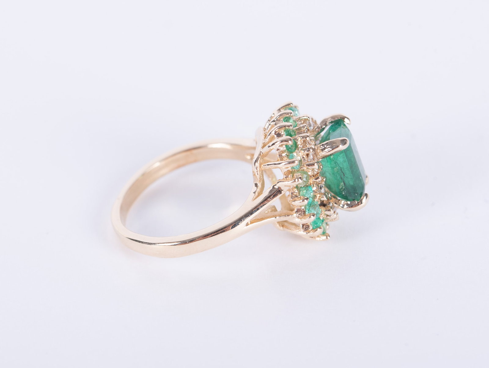 14K Emerald and Diamond Ring - 3