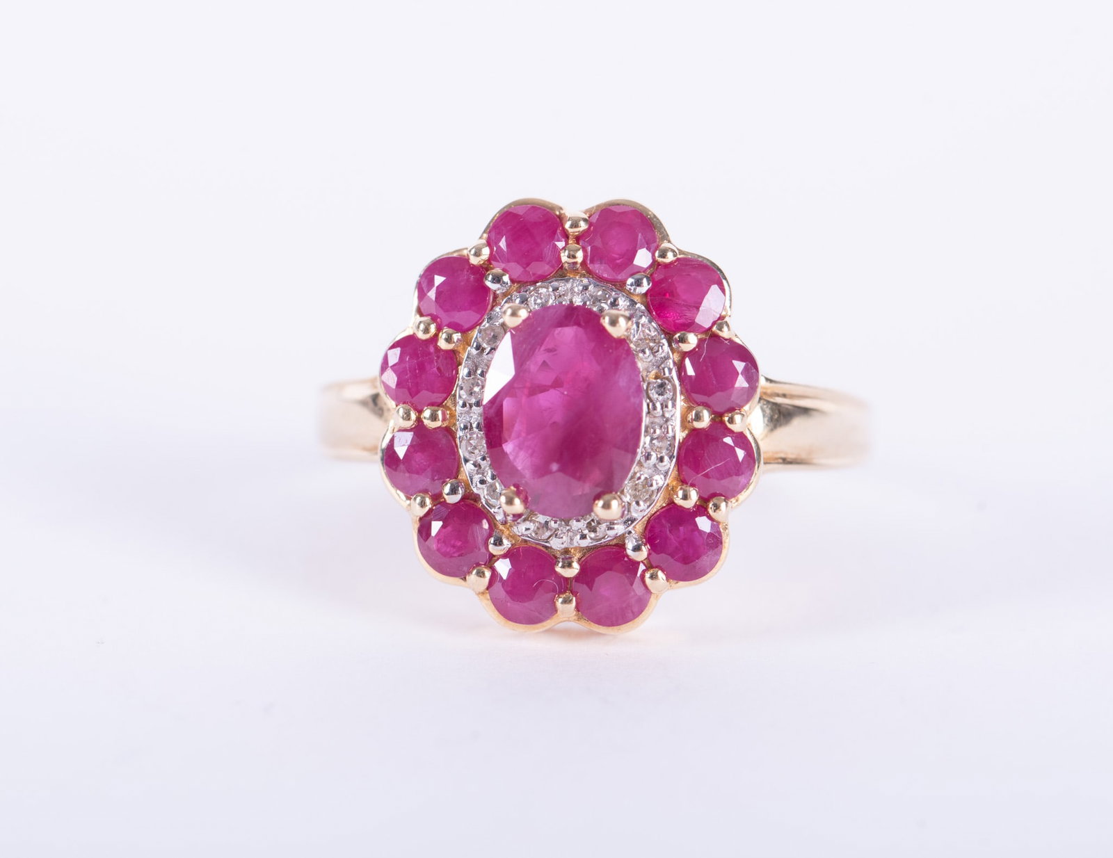 Beautiful 14K Yellow Gold Ruby Diamond Ring - 2