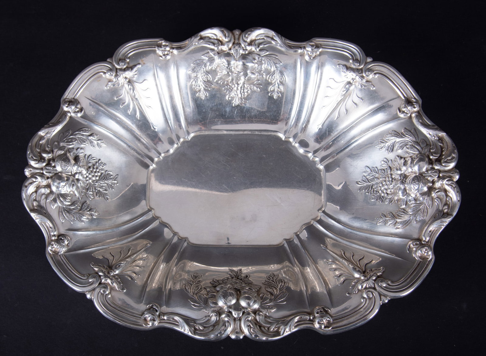 A Large Reed and Barton Sterling Silver Basket, Frances I (1 of 4)