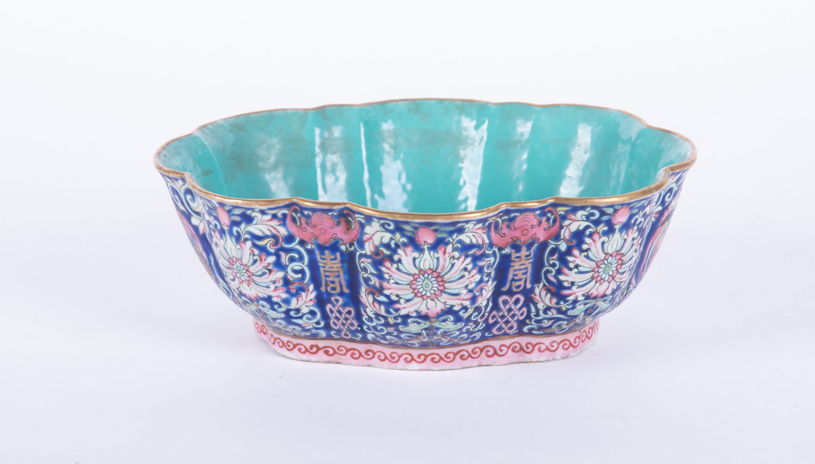 An Antique Chinese Porcelain Bowl (1 of 3)