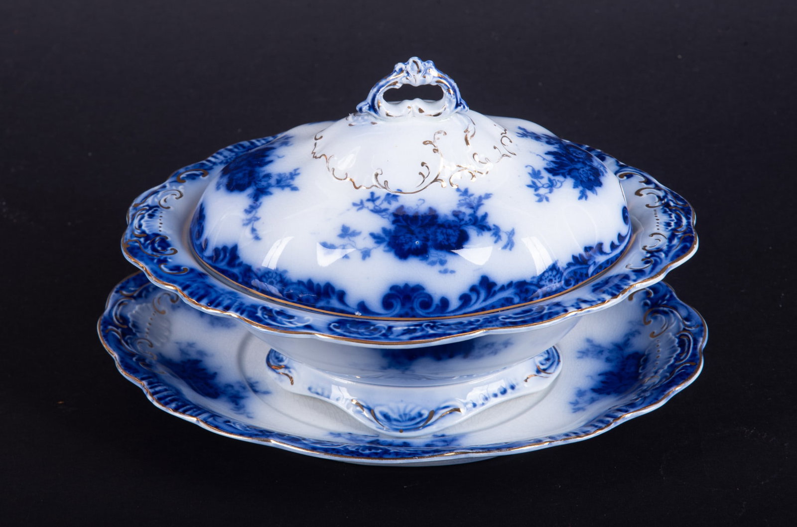 An Antique Staffordshire Flow Blue Tureen and Underplate, Belmont Pattern (1 of 3)