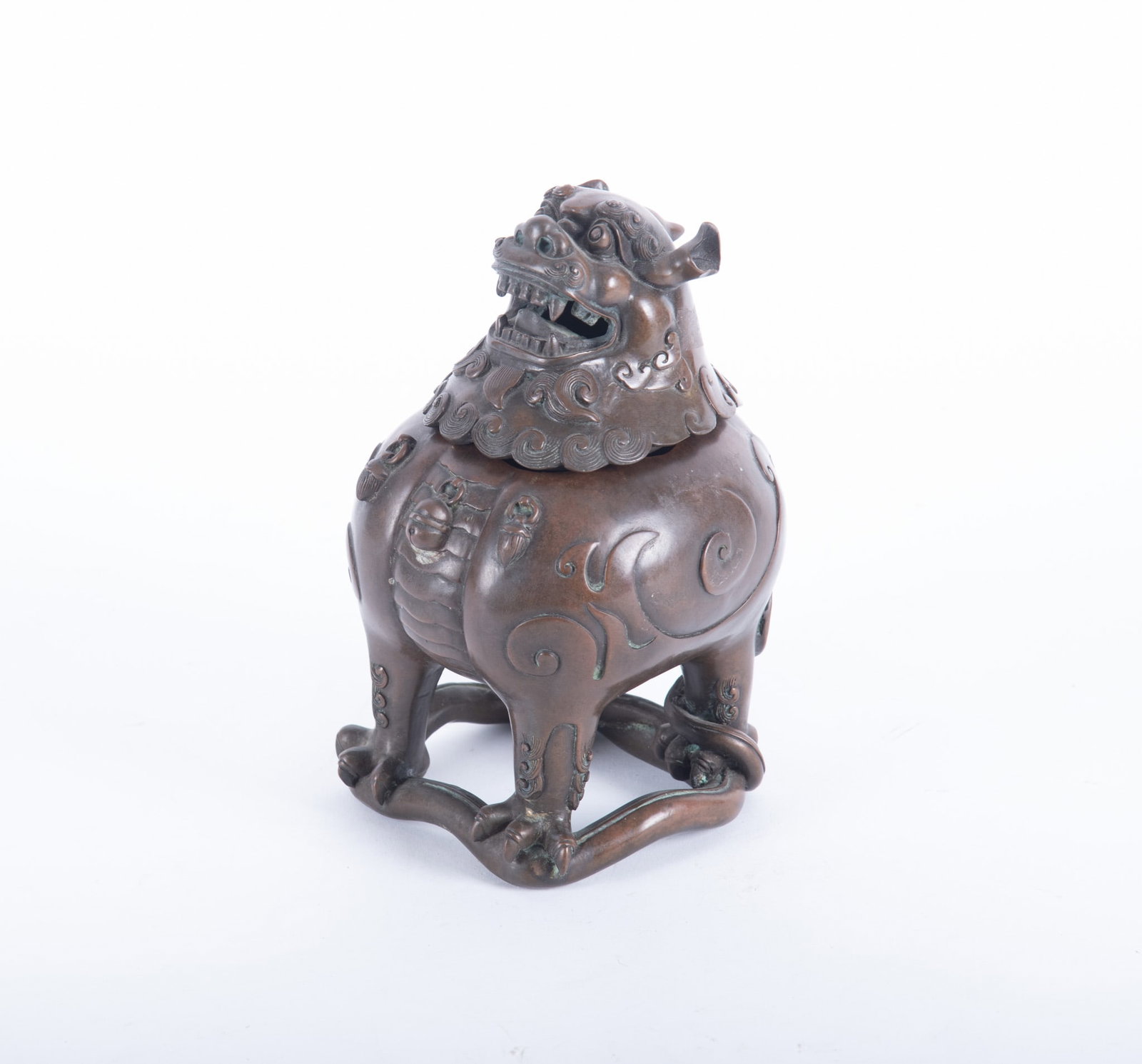 Ming Xuande Style Chinese Bronze Censor (1 of 4)