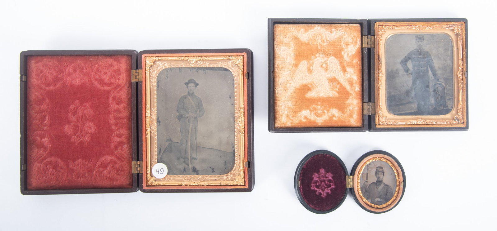 Three Union Cases Containing Images of Union Soldiers, Quarter Plate, Sixth Plate and Sixteenth (1 of 4)