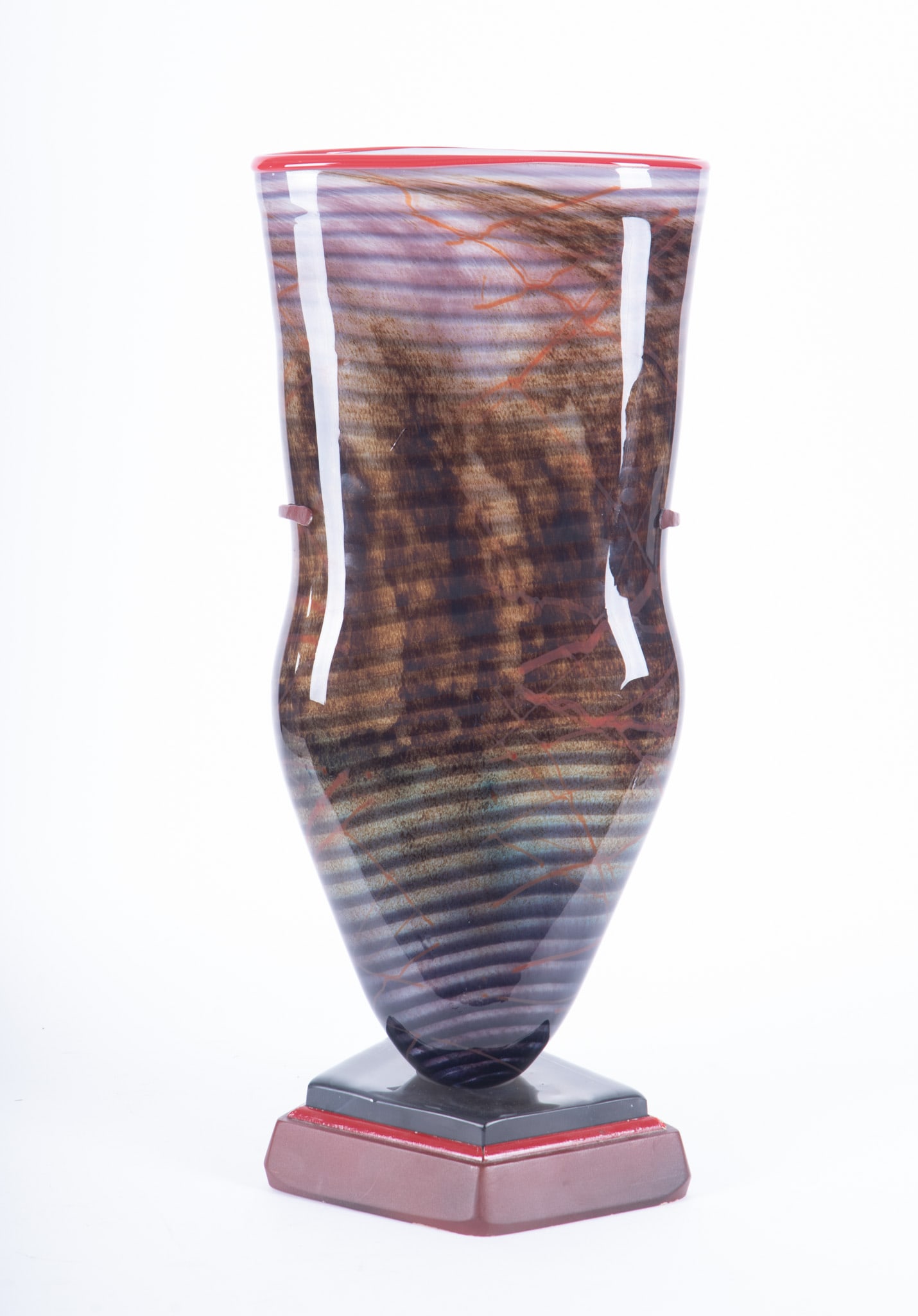 Steven Hansen Contemporary Art Glass Sculpture: Steven Hansen Contemporary Art Glass Sculpture Signed on the base and at the bottom of the vase. An organic flattened vessel body with an architectural spiral stand on a diamond shaped base made of gl