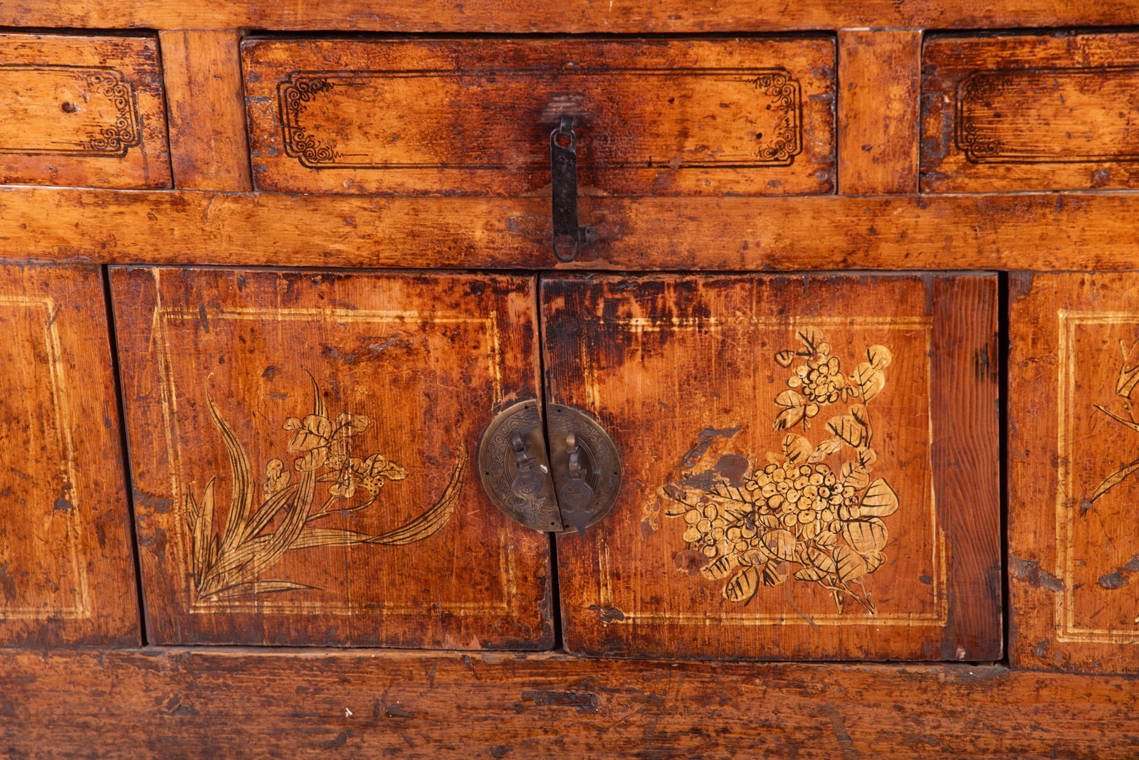 Chinese Lacquer Sideboard - 2