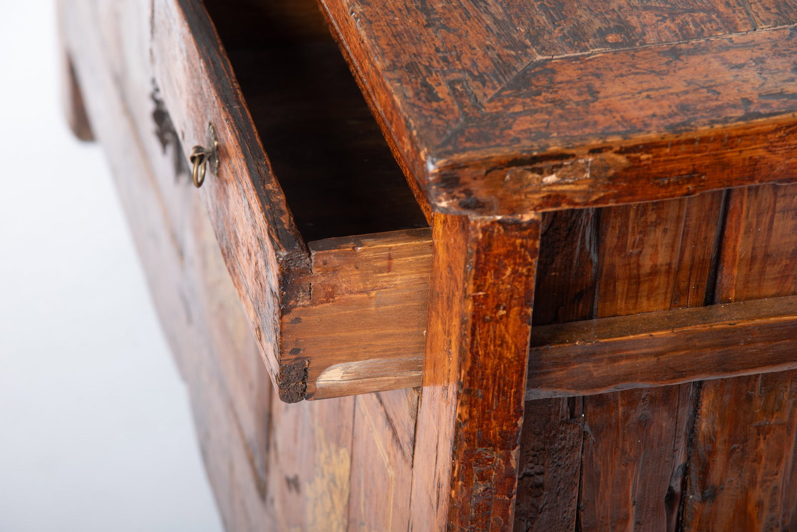 Chinese Lacquer Sideboard - 4