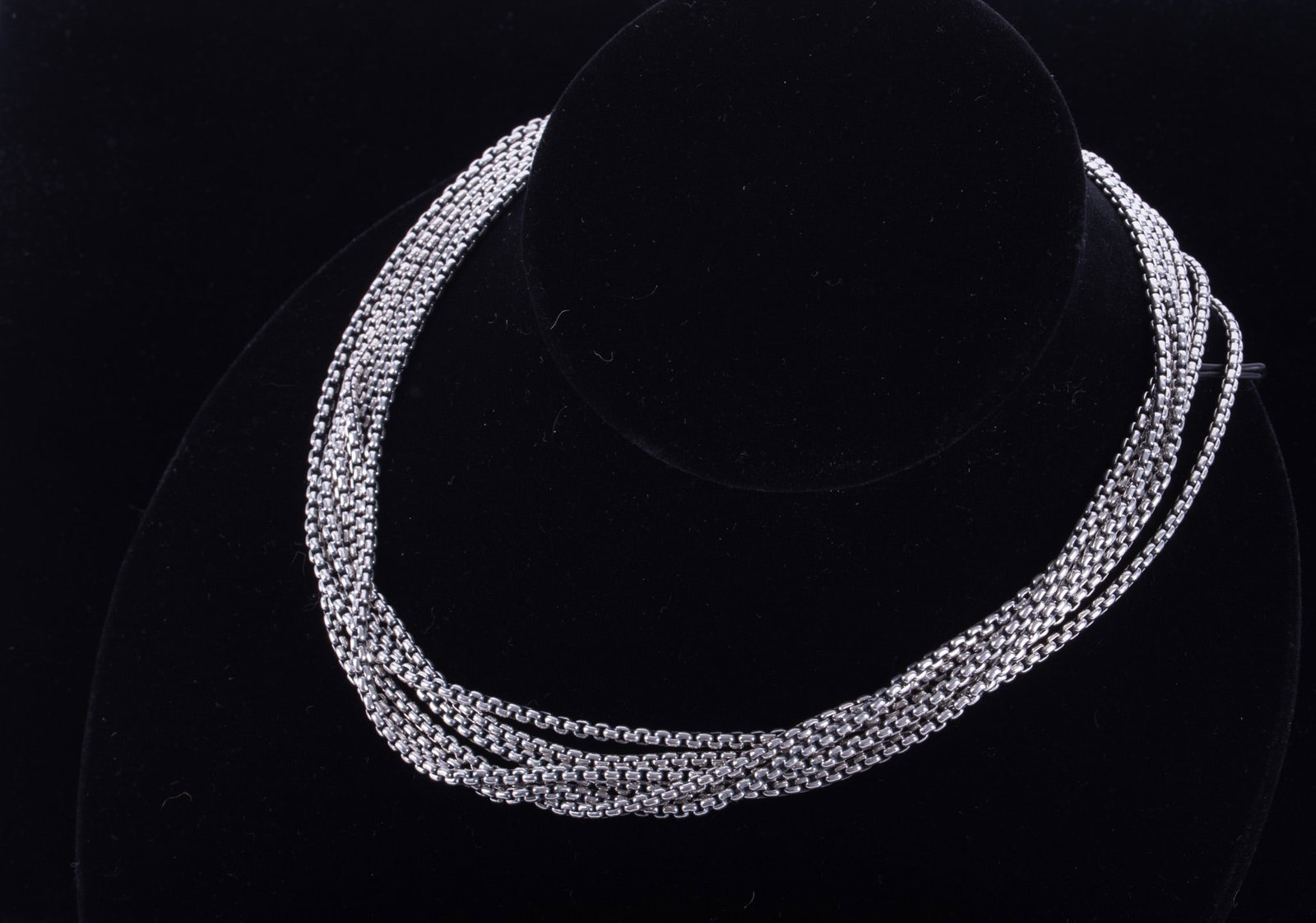 David Yurman Sterling Silver/14K Six Strand Chain Necklace: David Yurman Sterling Silver/14K Six Strand Chain Necklace This lovely piece is 15 1/2 inches long and weighs 74g.