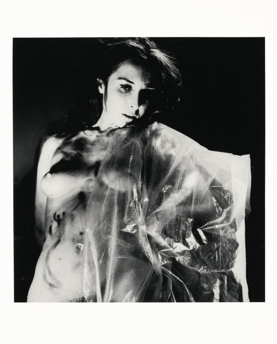 Eye Body #6: Artist: Carolee Schneemann Gelatin silver print on photo paper. 1963/(2005). C. 26.5 x 25 cm (sheet c. 35.5 x 28 cm). Unknown number of copies. Signed, dated and titled on the reverse. Printed in 2005