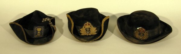 Women's Royal Navy officers' style 