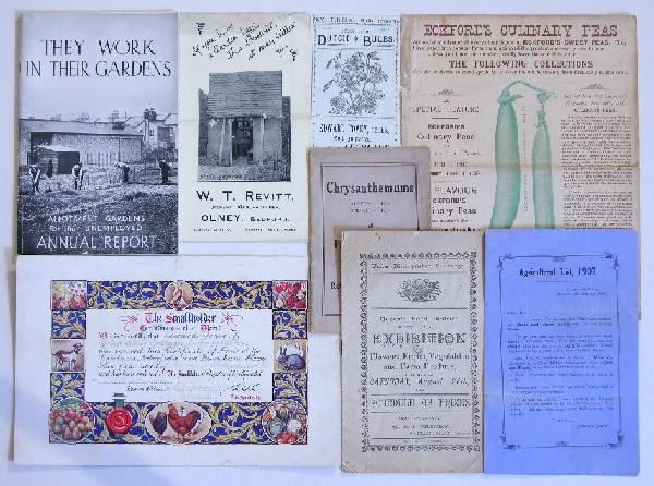 Horticulture, a collection of ephemera mainly 1930: Horticulture, a collection of ephemera mainly 1930's including Seed and Growers catalogues, garden furniture, Sutton's seeds showcard 1909, Smallholder certificate of merit, Youngs tool and equipment 