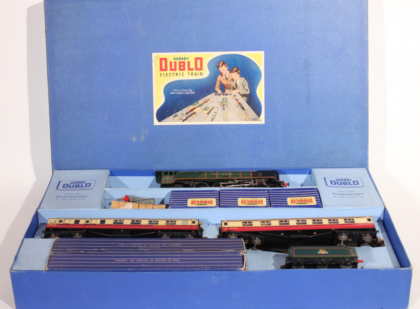 Hornby Dublo Passenger Train Boxed Set EDP12 Duchess of Montrose BR (LMR) with 4 no. Coaches circa (1 of 2)