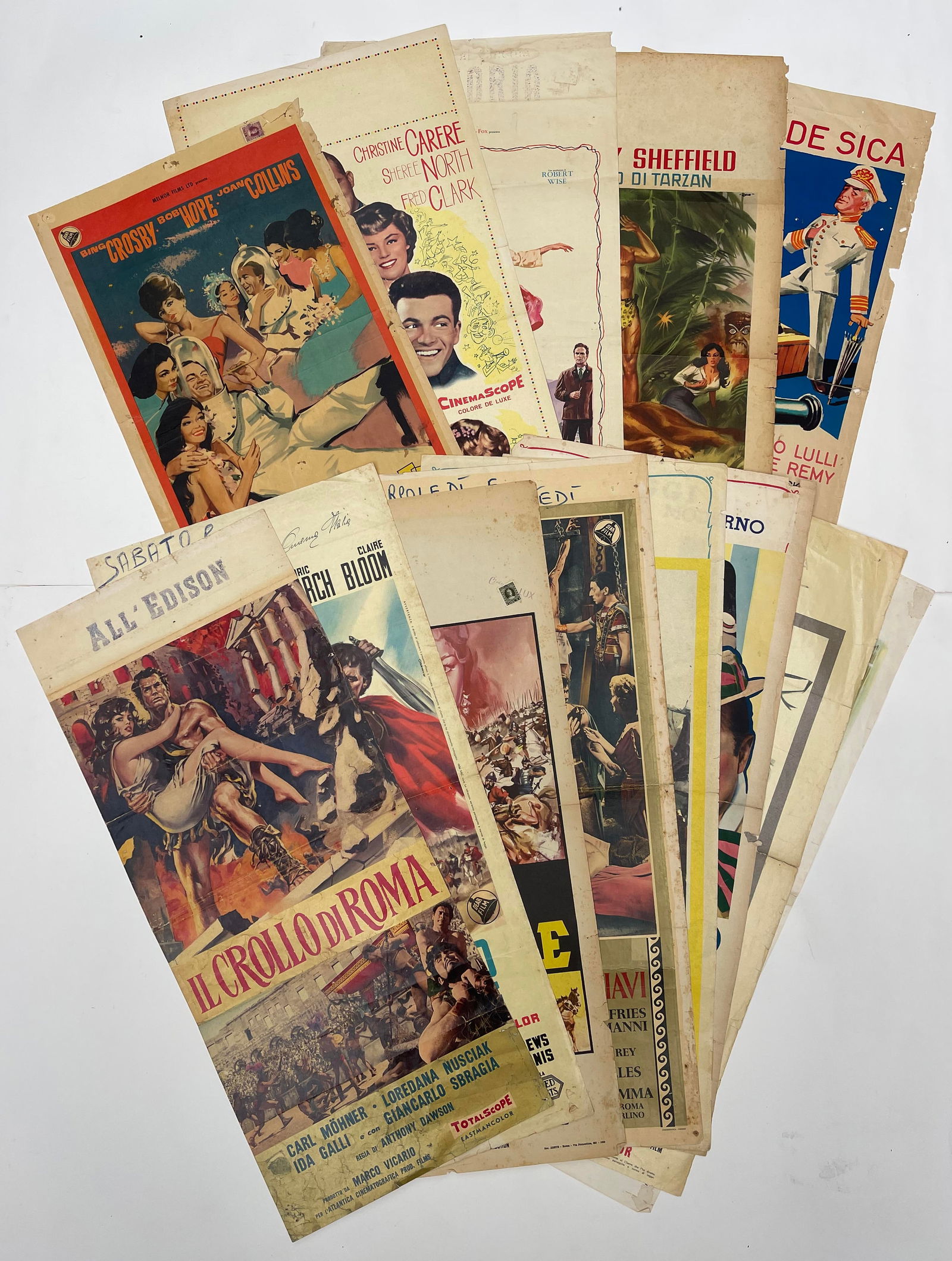 Italian Locandina posters, 13 no. including Il Crollo di Roma, Alessandro il Grande, The Lion: Italian Locandina posters, 13 no. including Il Crollo di Roma, Alessandro il Grande, The Lion Hunter, Sound of music, Astonauti per Foza, each around - 70 x 33 cm (13)