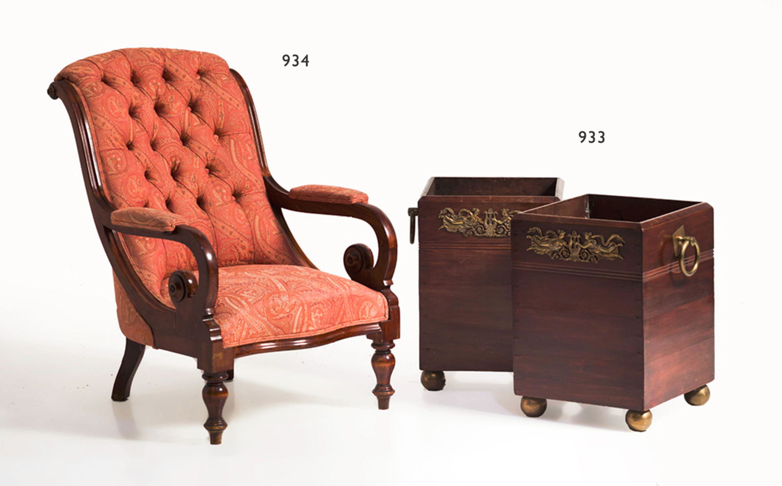 Pair of planters (1 of 1)