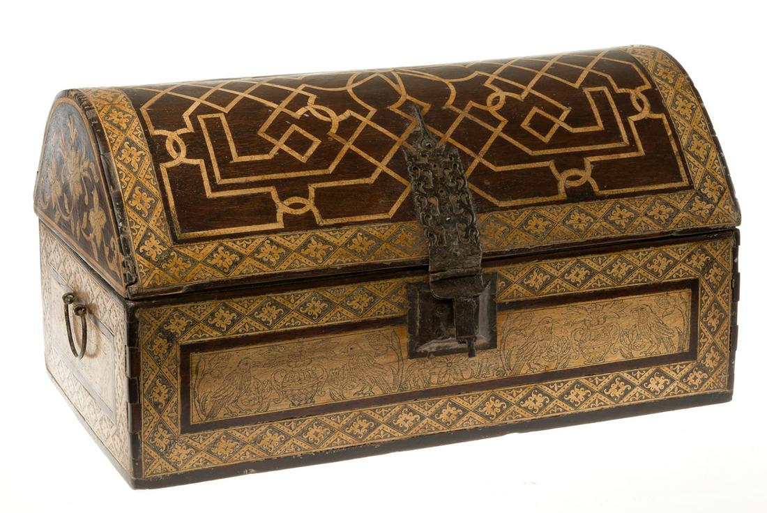 Oaxaca chest, 18th century (1 of 1)