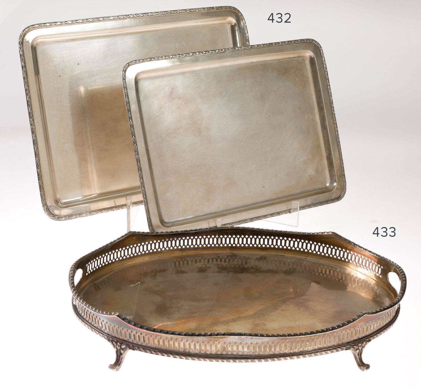 Set of two rectangular trays in Spanish sterling silver (1 of 1)