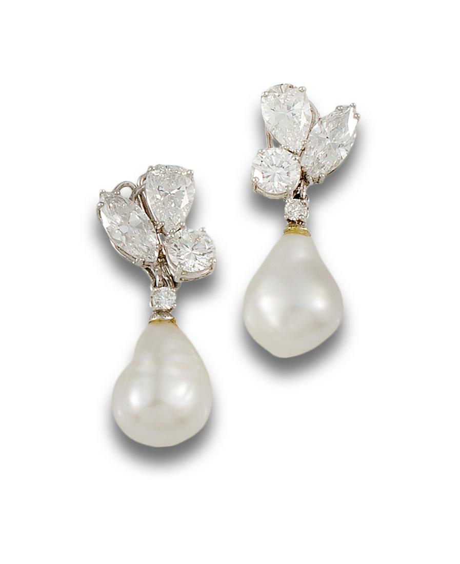 Long earrings in 18 kt. white gold. (1 of 1)