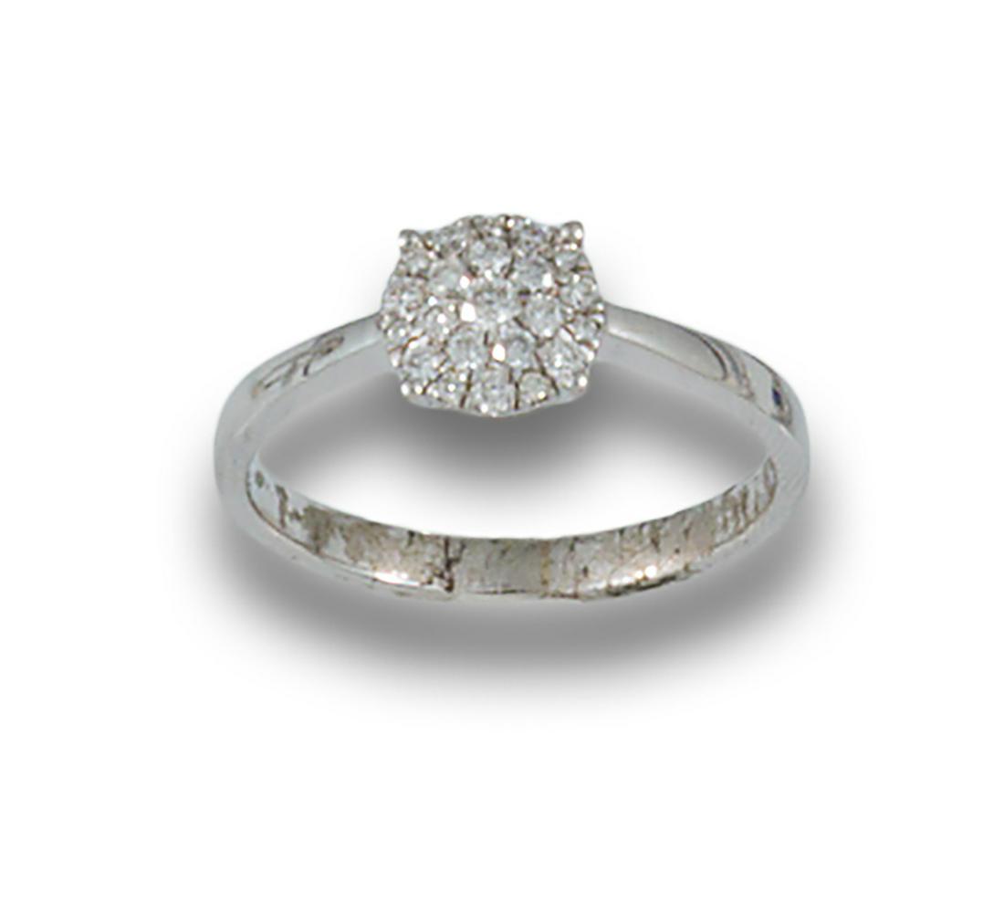 18kt white gold rosette ring with a center studded with brilliant-cut diamonds. (1 of 1)
