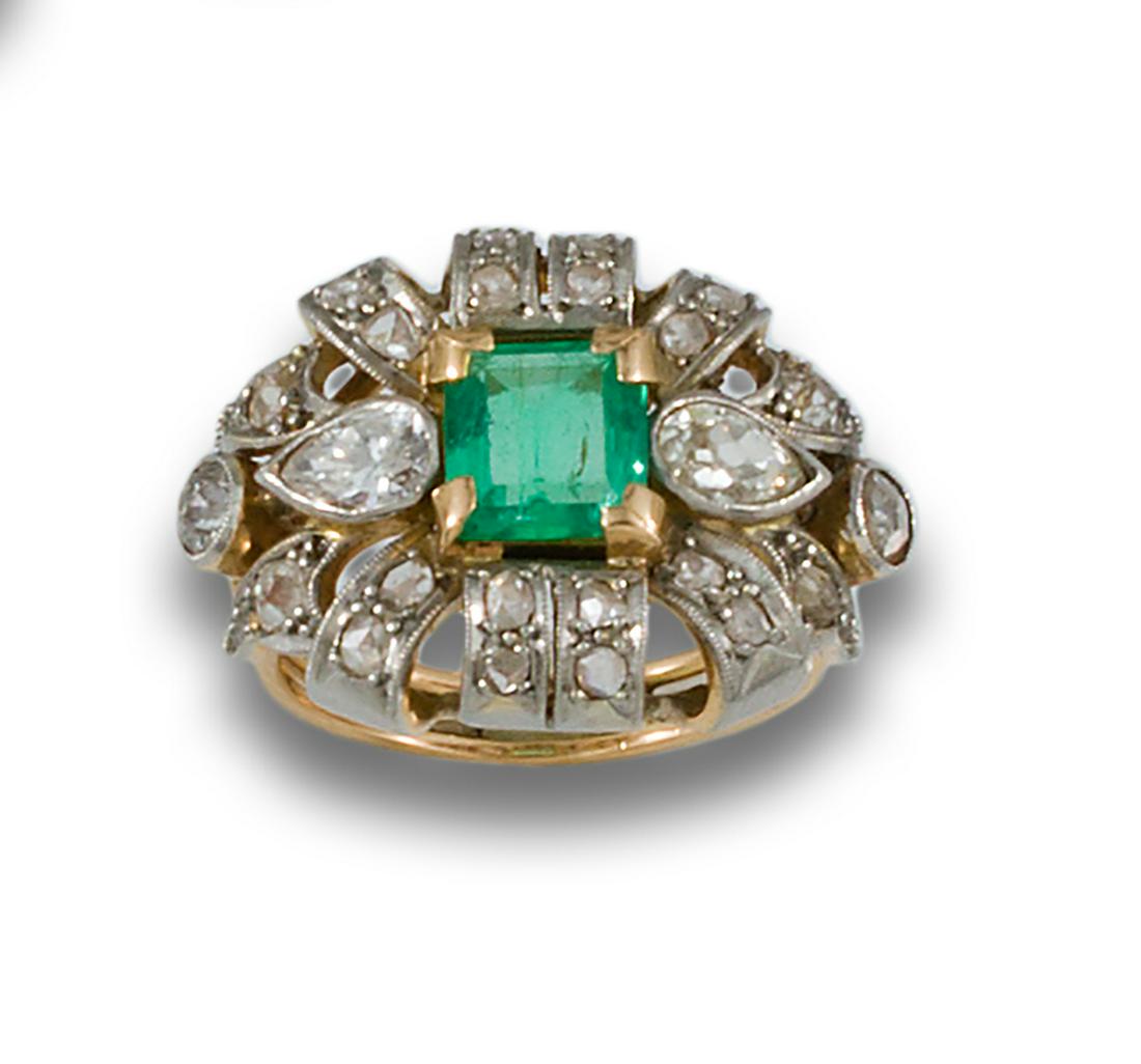 Antique ring in 18 kt. yellow gold with platinum views. (1 of 1)