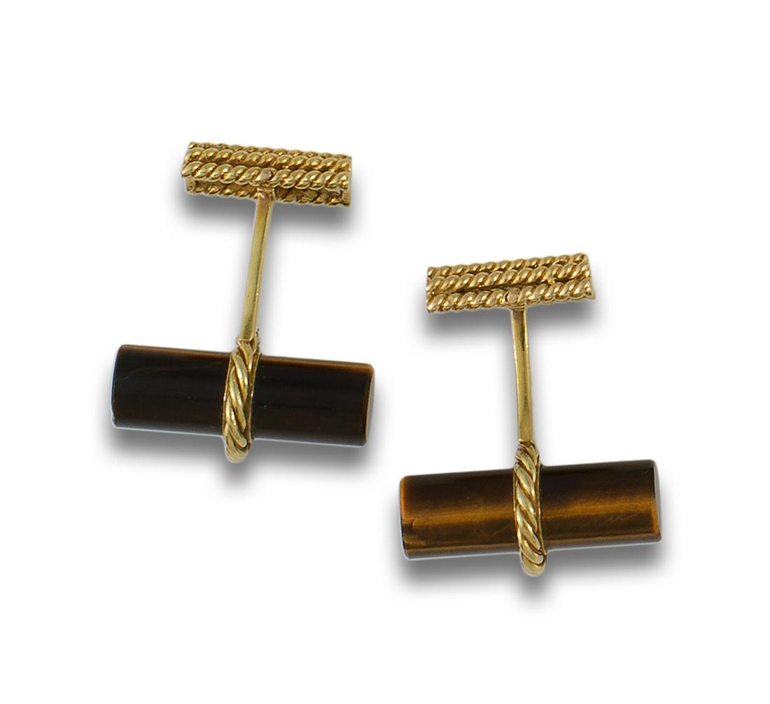 18kt yellow gold cufflinks in the shape of a cartridge, with tiger eye detail (small flaw). (1 of 1)