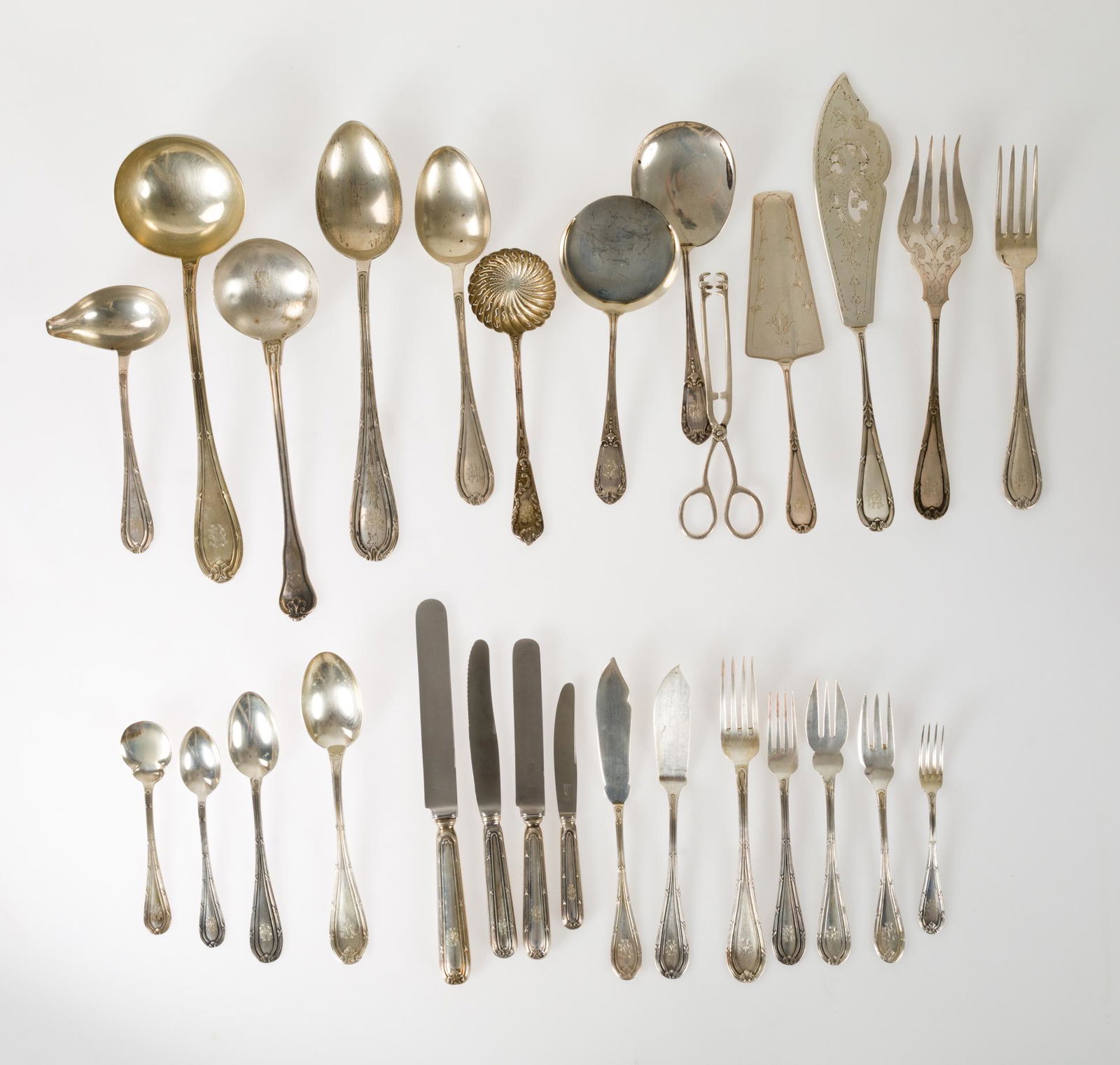 Spanish sterling silver cutlery, Law 916, in cutlery tray, 20th Century. (1 of 1)