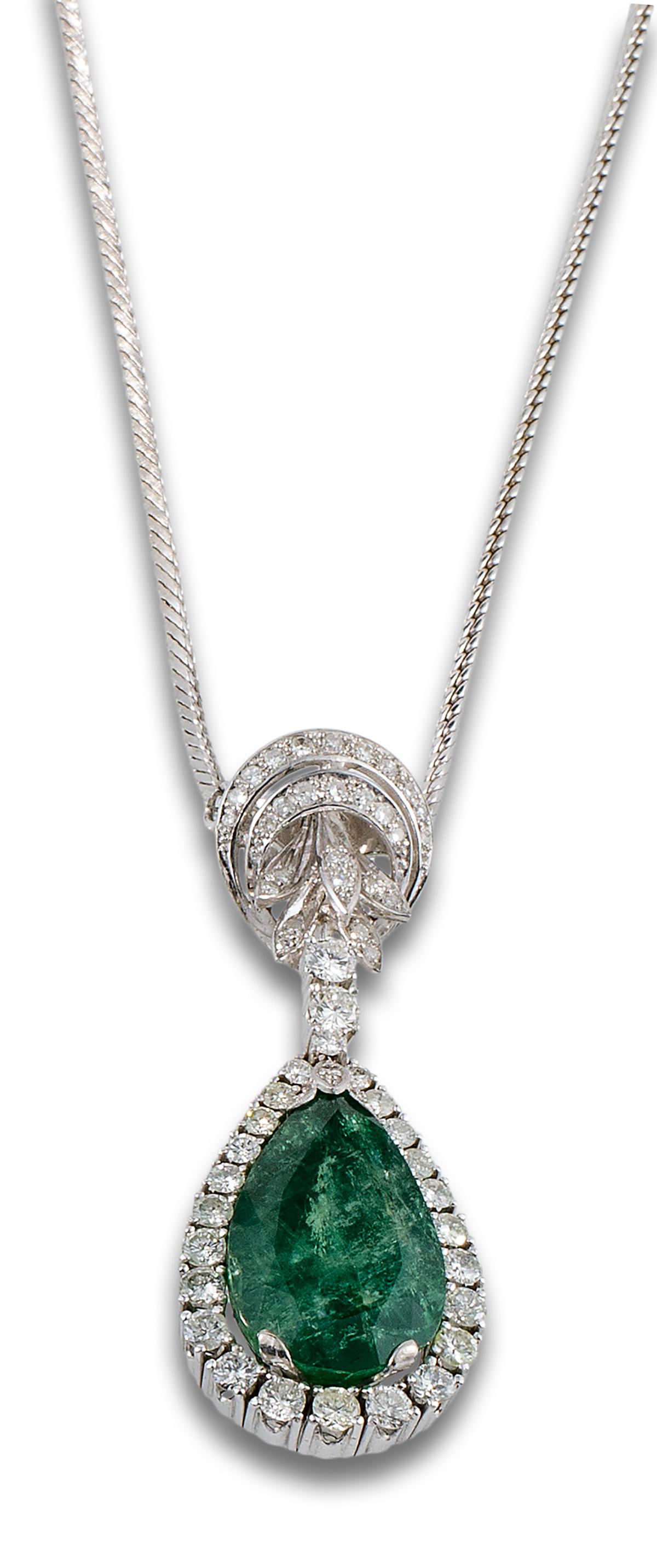 Formed by a large central emerald, pear-cut, bordered with brilliant-cut diamonds, finished off with (1 of 1)