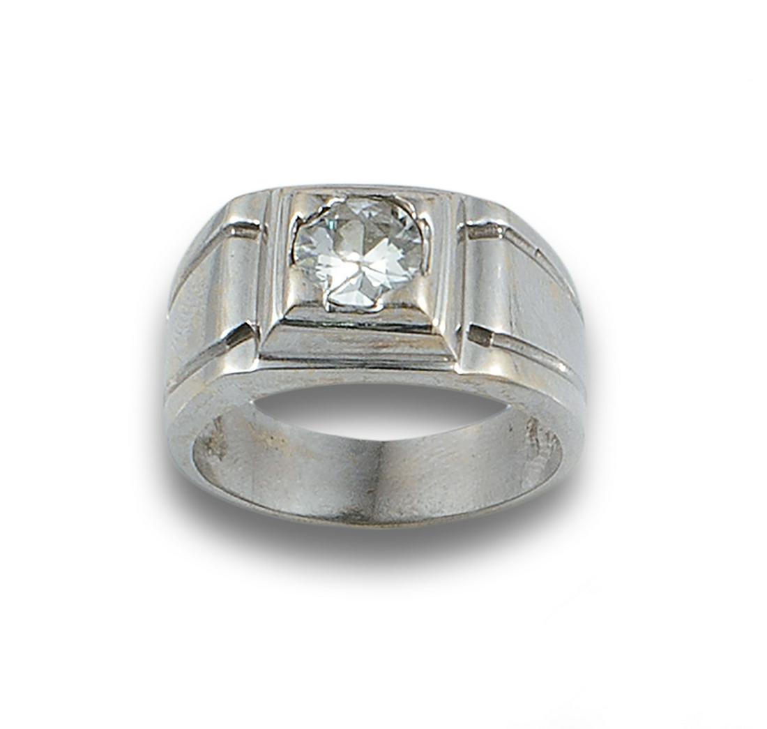 Estimated weight of 2.80 ct., Color estimated LM, Clarity estimated VVS. (1 of 1)