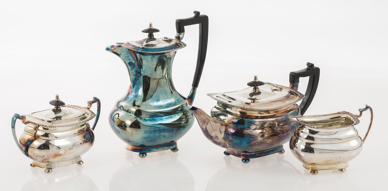 Consists of a coffee maker, tea, milk, and a sugar bowl. Total weight: 1,690 gr. (1 of 1)