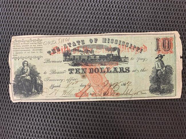 10 Dollar Confederate Mississippi Bill: I see crease and a fold it is in good shape....... I combine shipping on all paper money lots ..........ships priority USPS......... pictures are good reference as you get what you see................