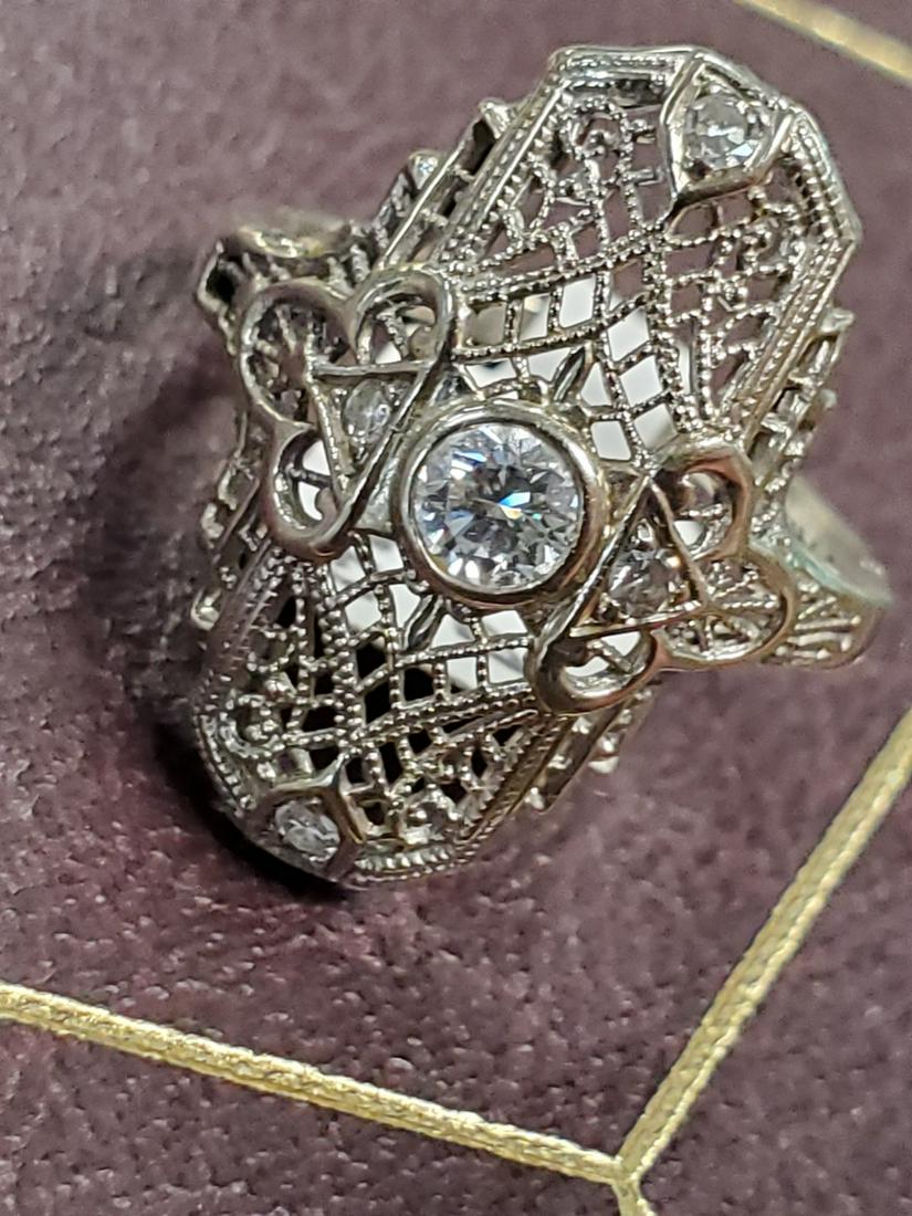 antique/vintage 14k ladies ring, excellent shape: antique/vintage 14k ladies ring, excellent shape. Size 7, excellent shape for its age. We do not do credit cards or paypal on gold or gun transactions. If you win, contact us for payment details :D TH
