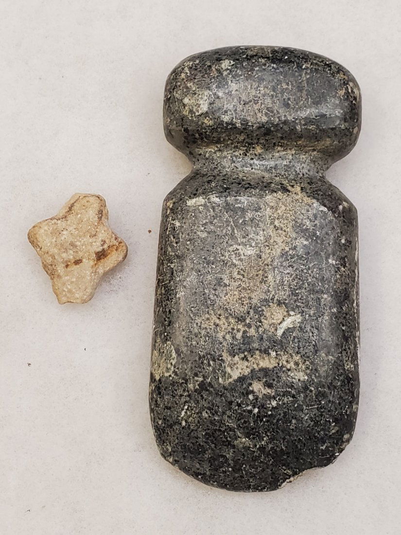 GROOVED HATCHET HEAD AND UNIDENTIFIABLE THING: READ ENTIRE DESCRIPTION BEFORE BIDDING PLEASE. SEE PICTURES AND YOU BE THE JUDGE OR STOP IN AND SEE THEM IN PERSON. ITEM(S) PICTURED NOT PERFECT; DINGS, DENTS, SCRATCHES, CHIPS, BREAKS MAY BE PRESENT.