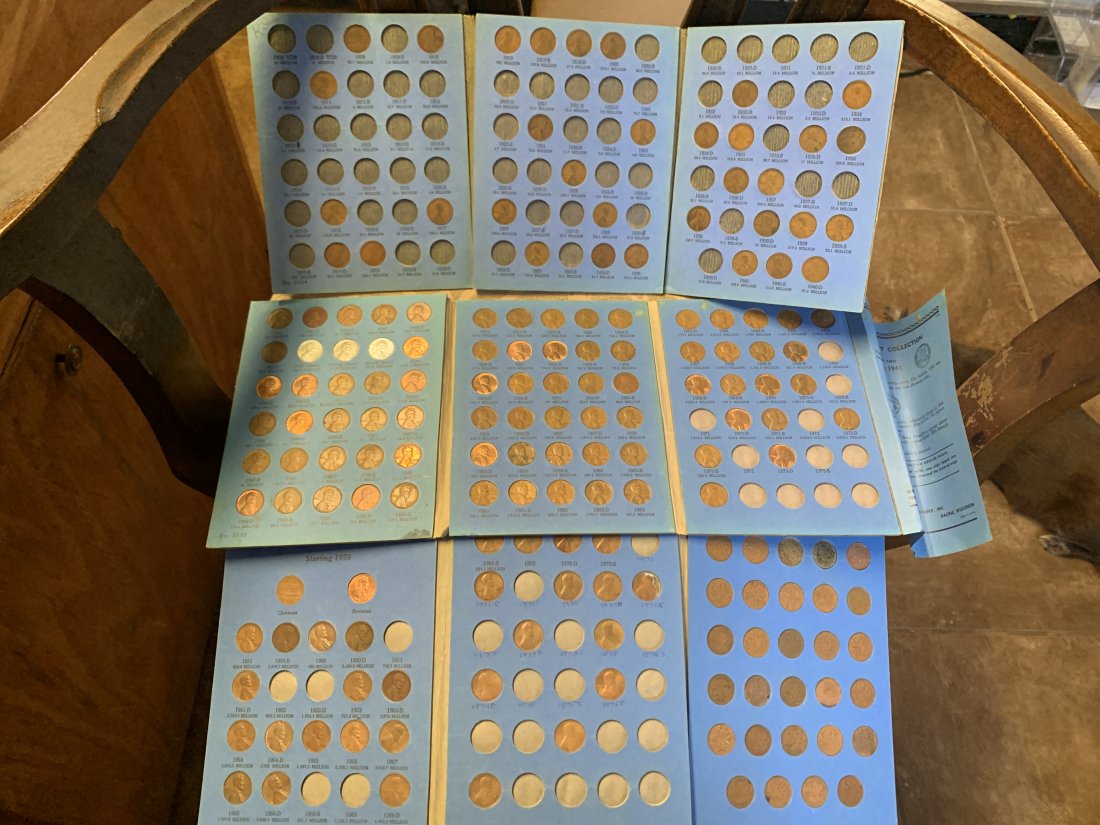 PENNIES SOME CANADA IN A FOLDER SEE PICTURES: 3 LINCOLN MEMORIAL ONE CENT BOOKS INCOMPLETE SEE PICTURES FOR WHT Y YOU GET. QUICK GLANCE DATES SEEM TO BE CORRECT. GRADES ON THE SLEEVES ARE FROM THE PREVIOUS COLLECTOR/OWNER. I MAKE NO CLAIM OR HAVE